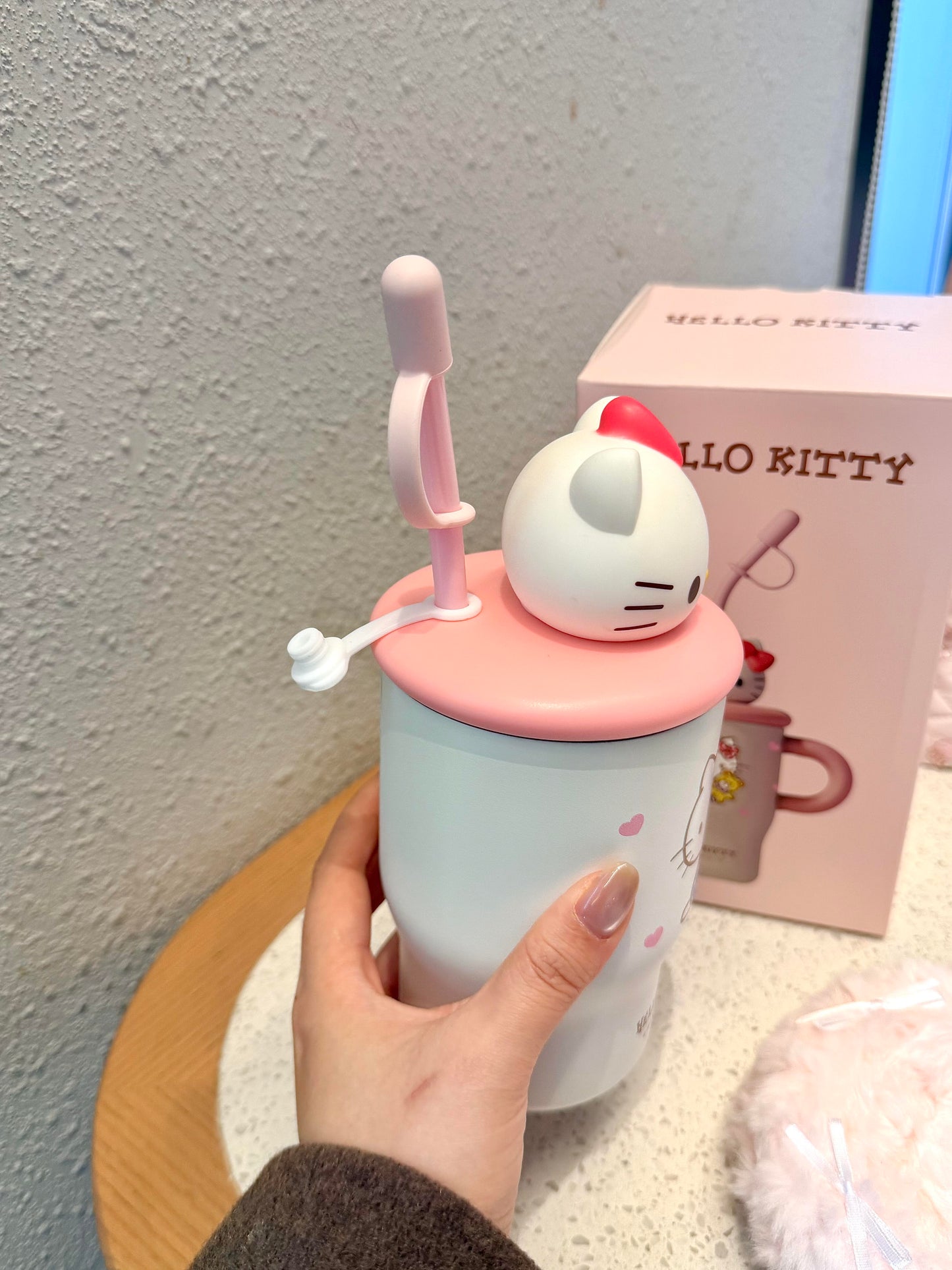 Sanrio Hellokitty 500ml Tumbler with Handle Stainless Steel Insulated Cup with Lid & Straw Water Bottle Cupholder Friendly Women Travel Mug