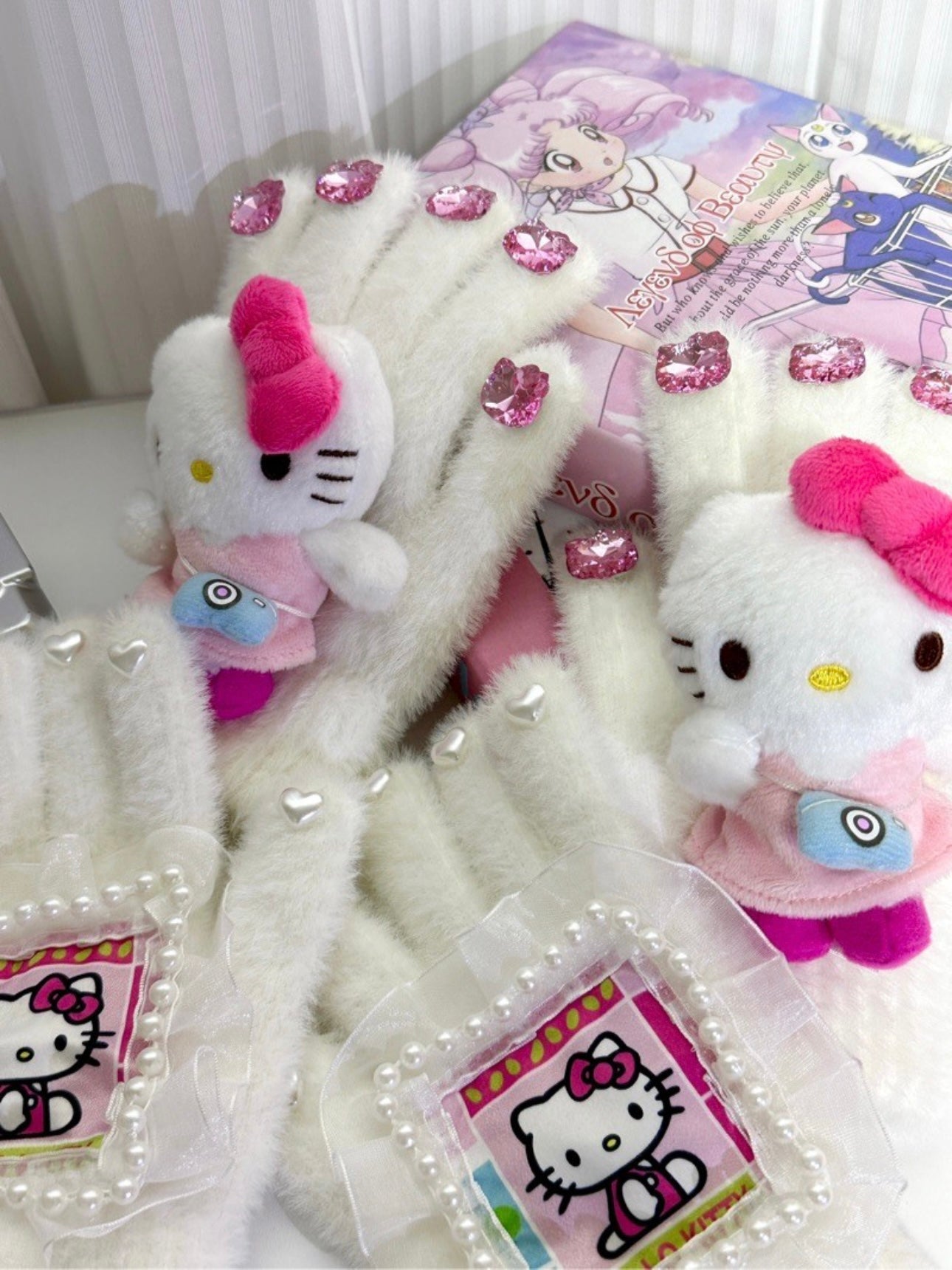 Hellokitty Plush Warm Gloves Women Autumn Winter Cute Winter Cycling Knitting Gloves Mittens