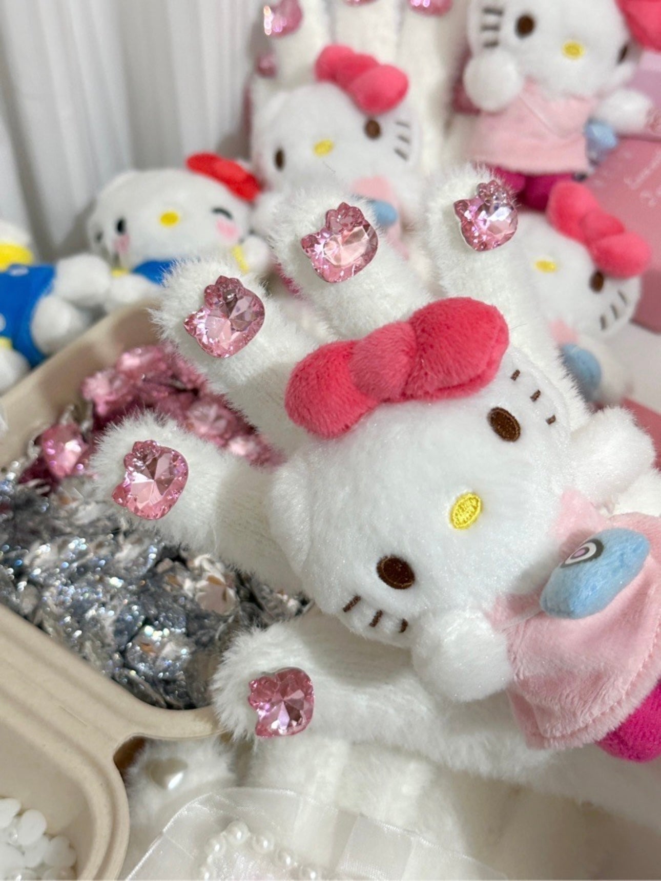 Hellokitty Plush Warm Gloves Women Autumn Winter Cute Winter Cycling Knitting Gloves Mittens