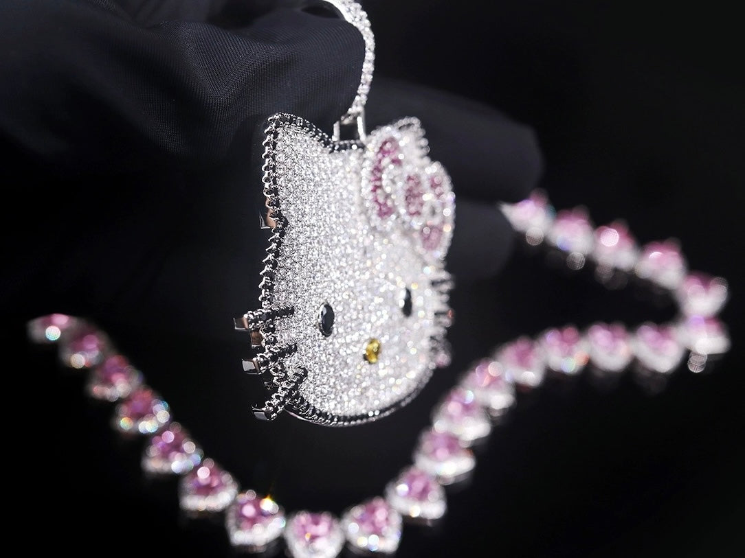 Hellokitty Sparkly Necklace Shiny Rhinestone Chunky Chain Necklace Punk Rock Style Costume Jewelry(Velvet Gift Box Packing)