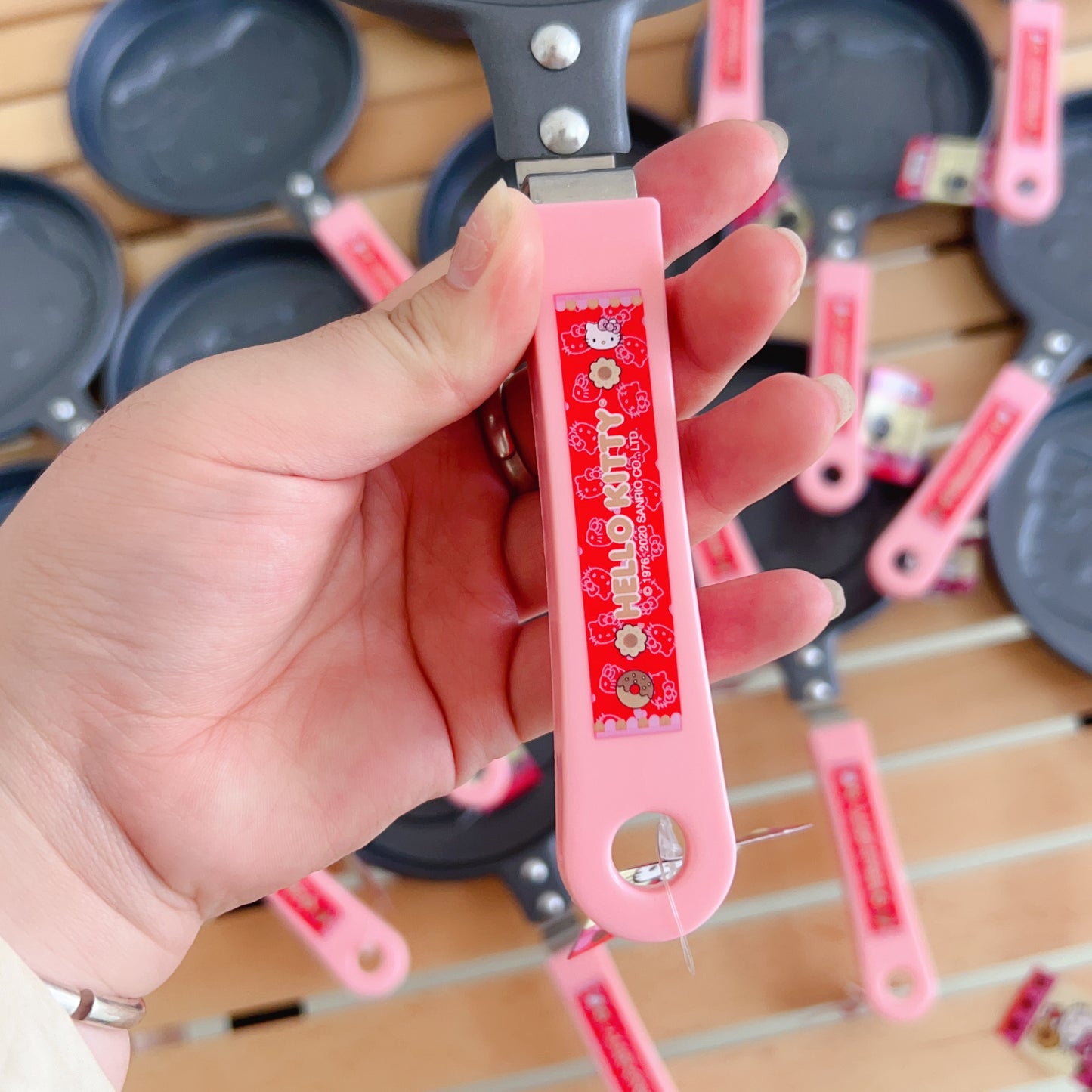Hellokitty Mini Pancakes Maker Egg Frying Pan Pancake Pan Maker Cute Nonstick Cooking Cookware Mini Cartoon Saucepan Egg Frying Pan Breakfast Maker Omelette Pan