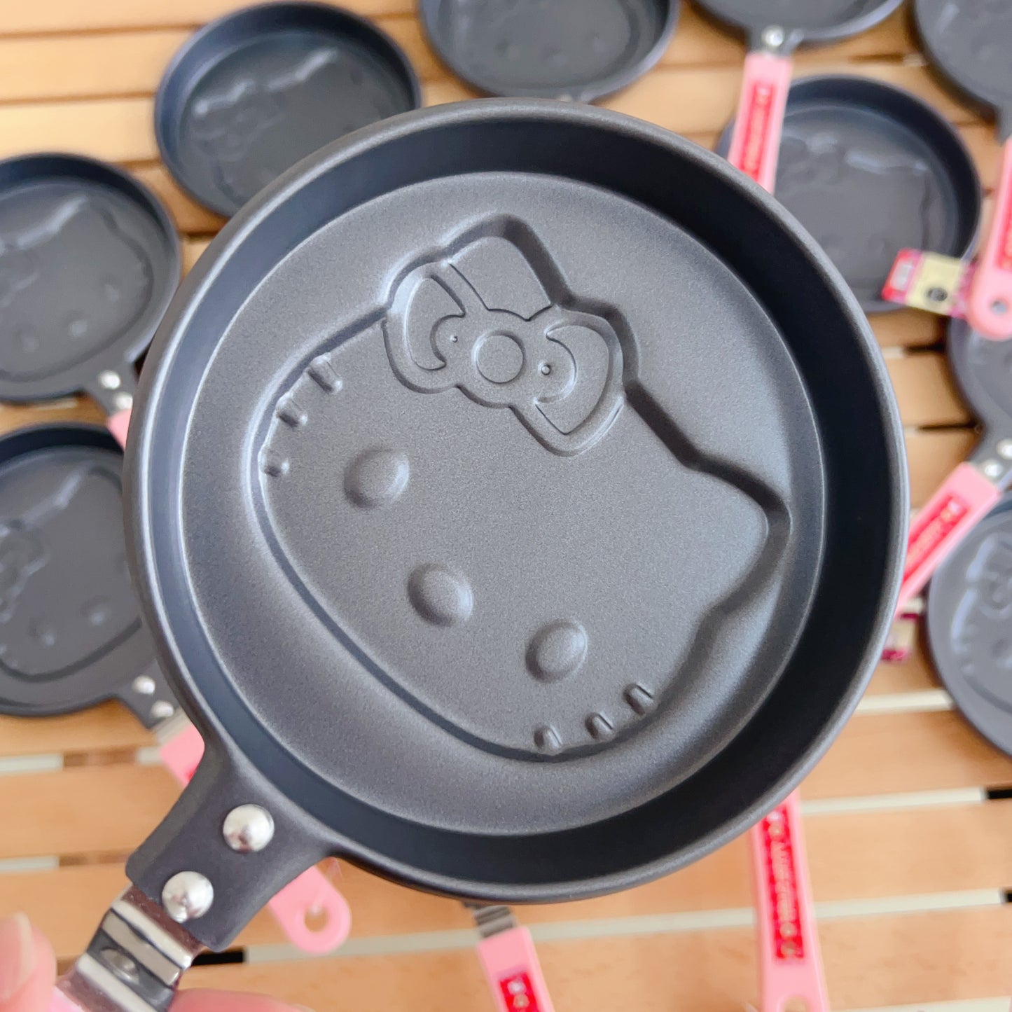 Hellokitty Mini Pancakes Maker Egg Frying Pan Pancake Pan Maker Cute Nonstick Cooking Cookware Mini Cartoon Saucepan Egg Frying Pan Breakfast Maker Omelette Pan