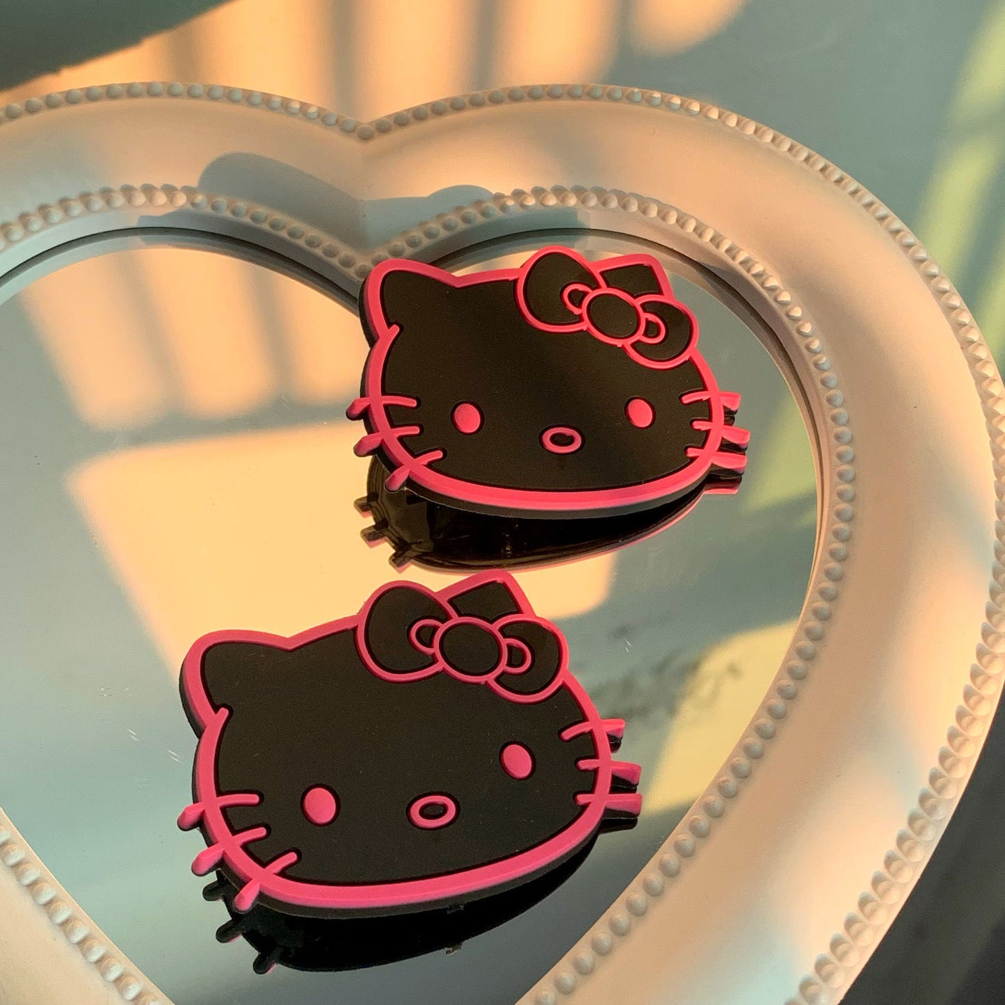 Black KT Sanrio Hair clips|4 Count (Pack of 1)