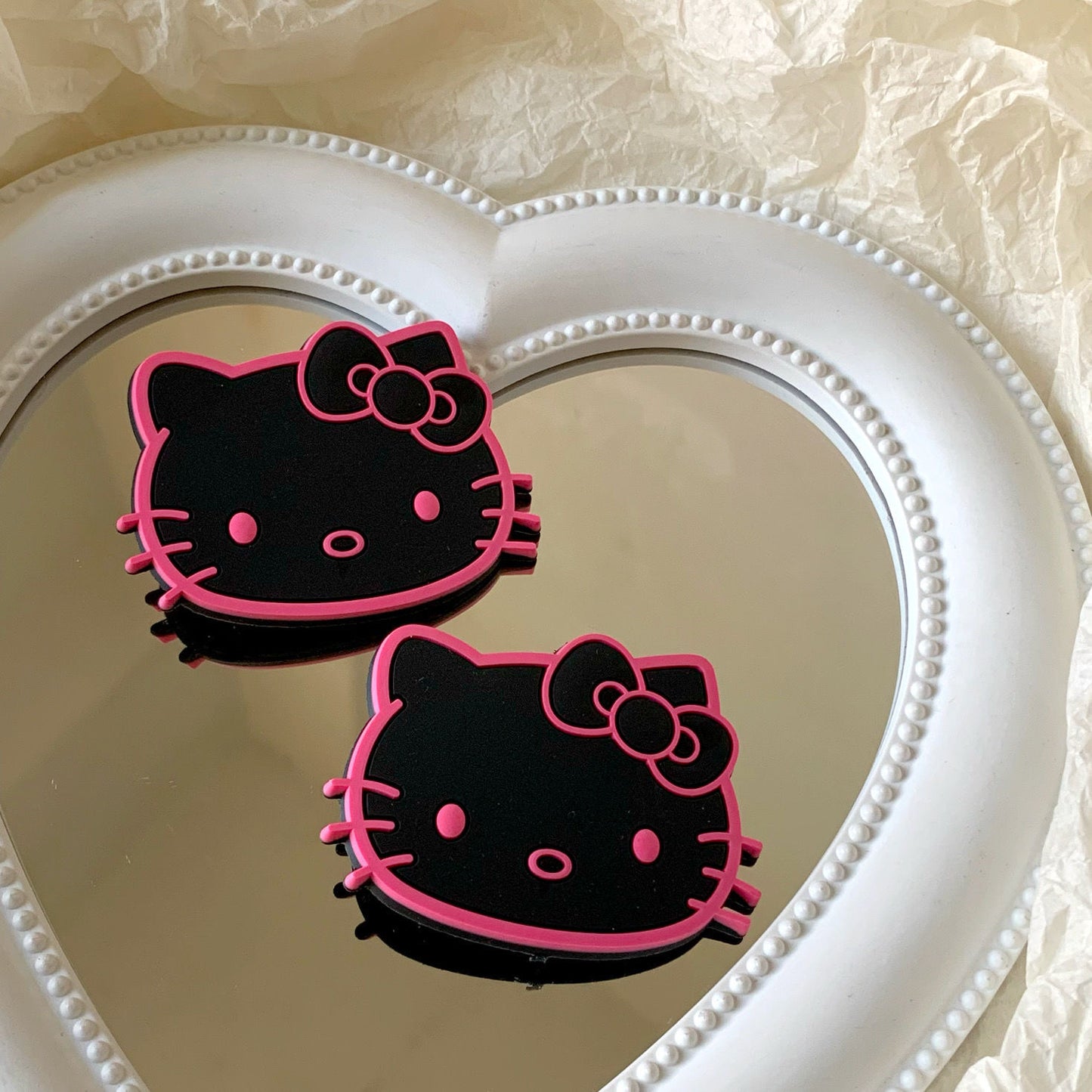 Black Hellokitty Sanrio Hair clips|4 Count (Pack of 1)