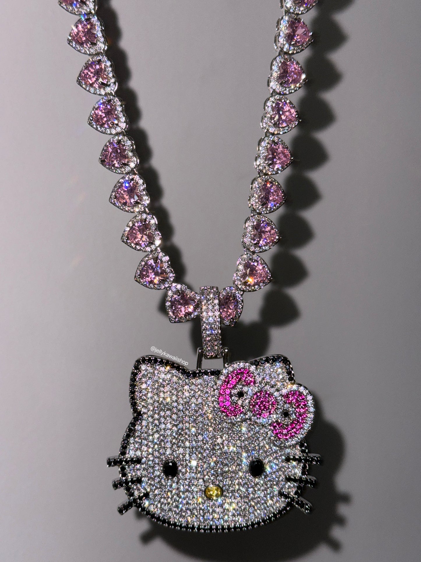 Hellokitty Sparkly Necklace Shiny Rhinestone Chunky Chain Necklace Punk Rock Style Costume Jewelry(Velvet Gift Box Packing)