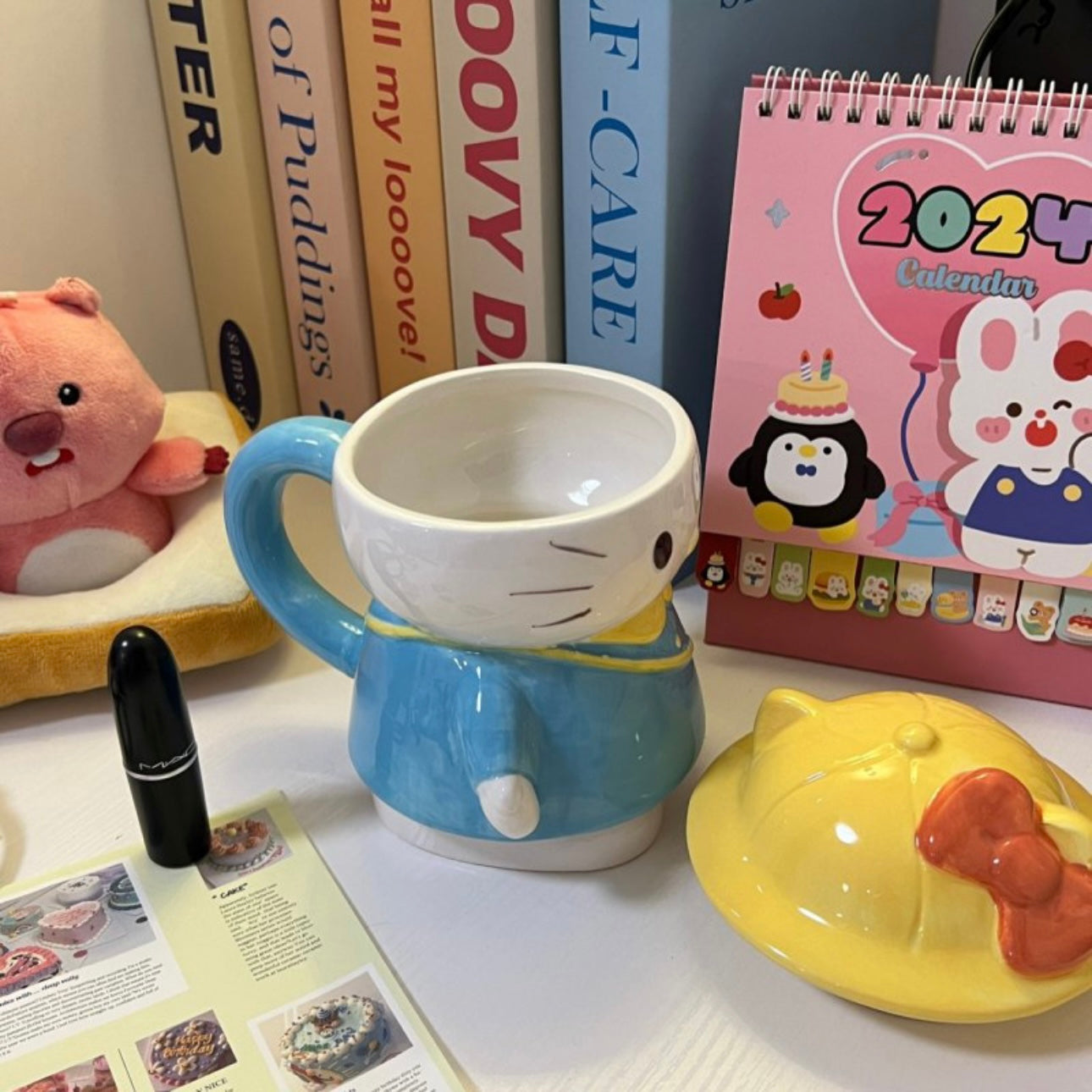 Hello Kitty Shaped Mug Cute Ceramic Coffee Mug with Lid