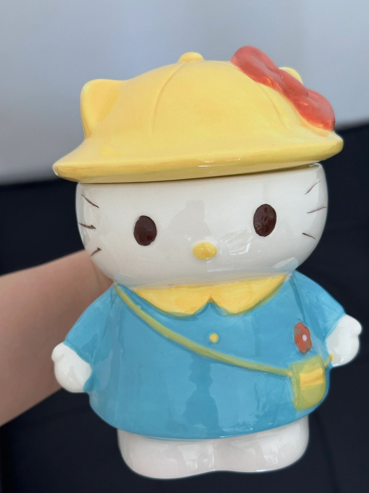 Hello Kitty Shaped Mug Cute Ceramic Coffee Mug with Lid