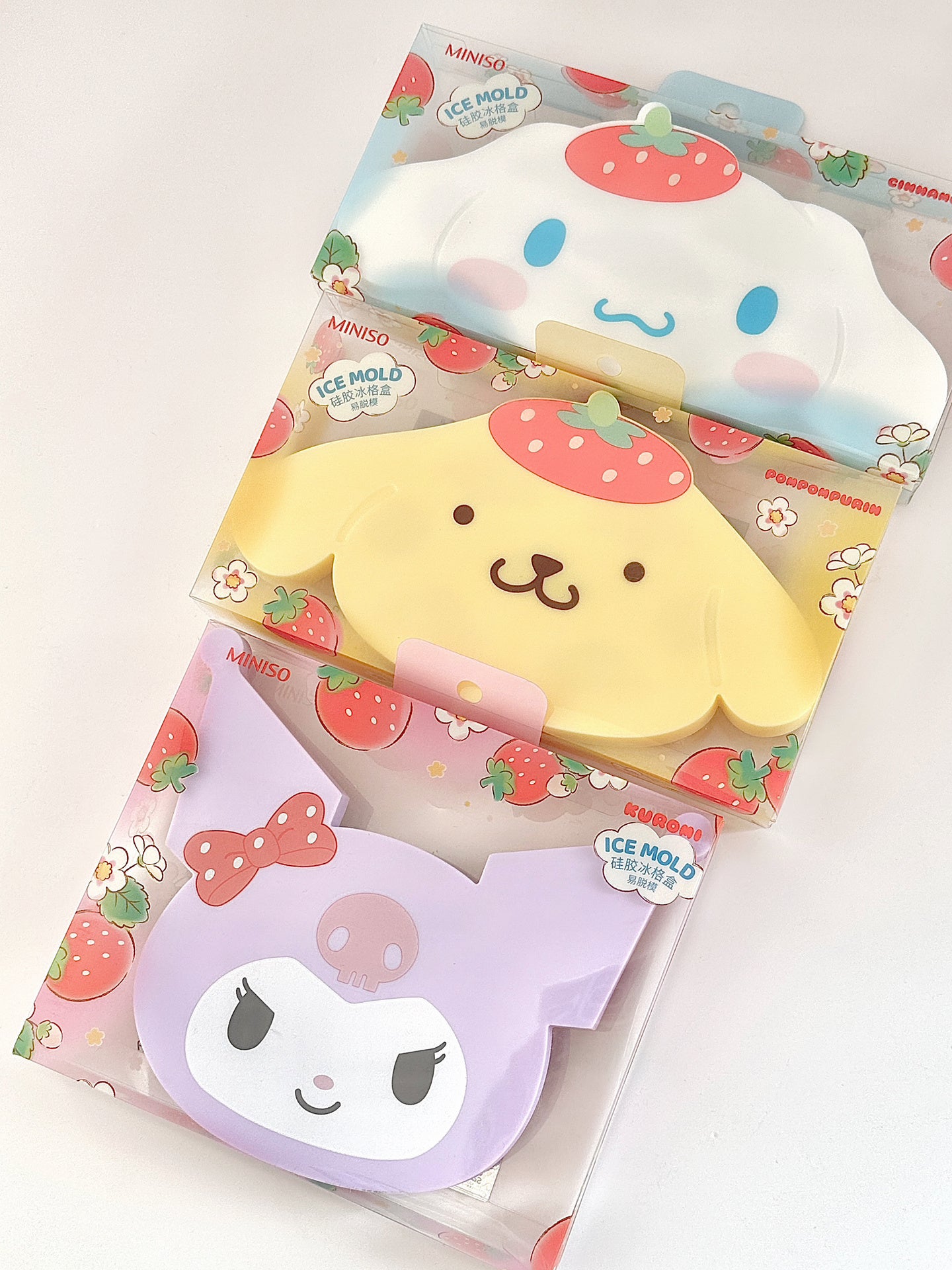 Sanrio Ice Cube Mold, Fun Shape Ice Cube Tray for Drinks Cocktails Ice Coffee, Silicone Ice Mold with Lid