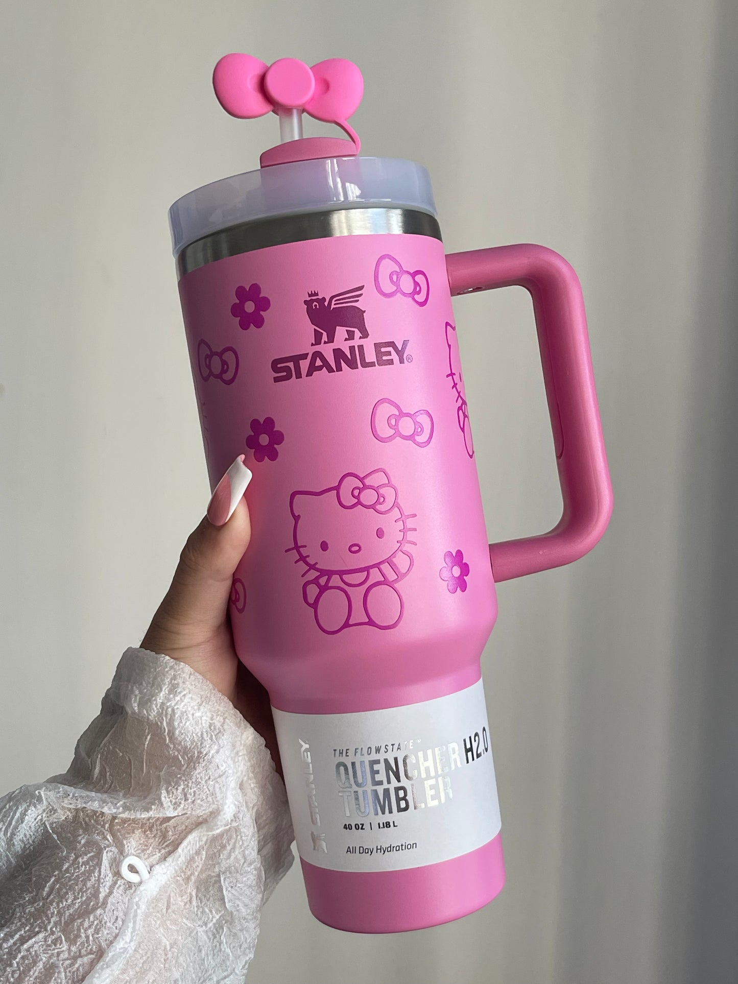 SipSweetie|Hellokitty In-Car Insulated Cup 1200 ml Tumbler with Handle Stainless Steel Insulated Cup with Lid #0028
