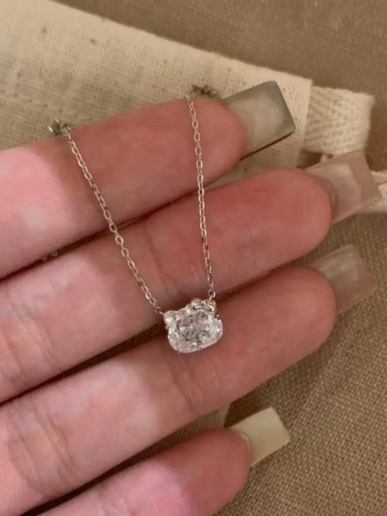【 Holiday Deals🔥】Hellokitty 925 Silver White Gold Plated Cubic Zirconia Necklace