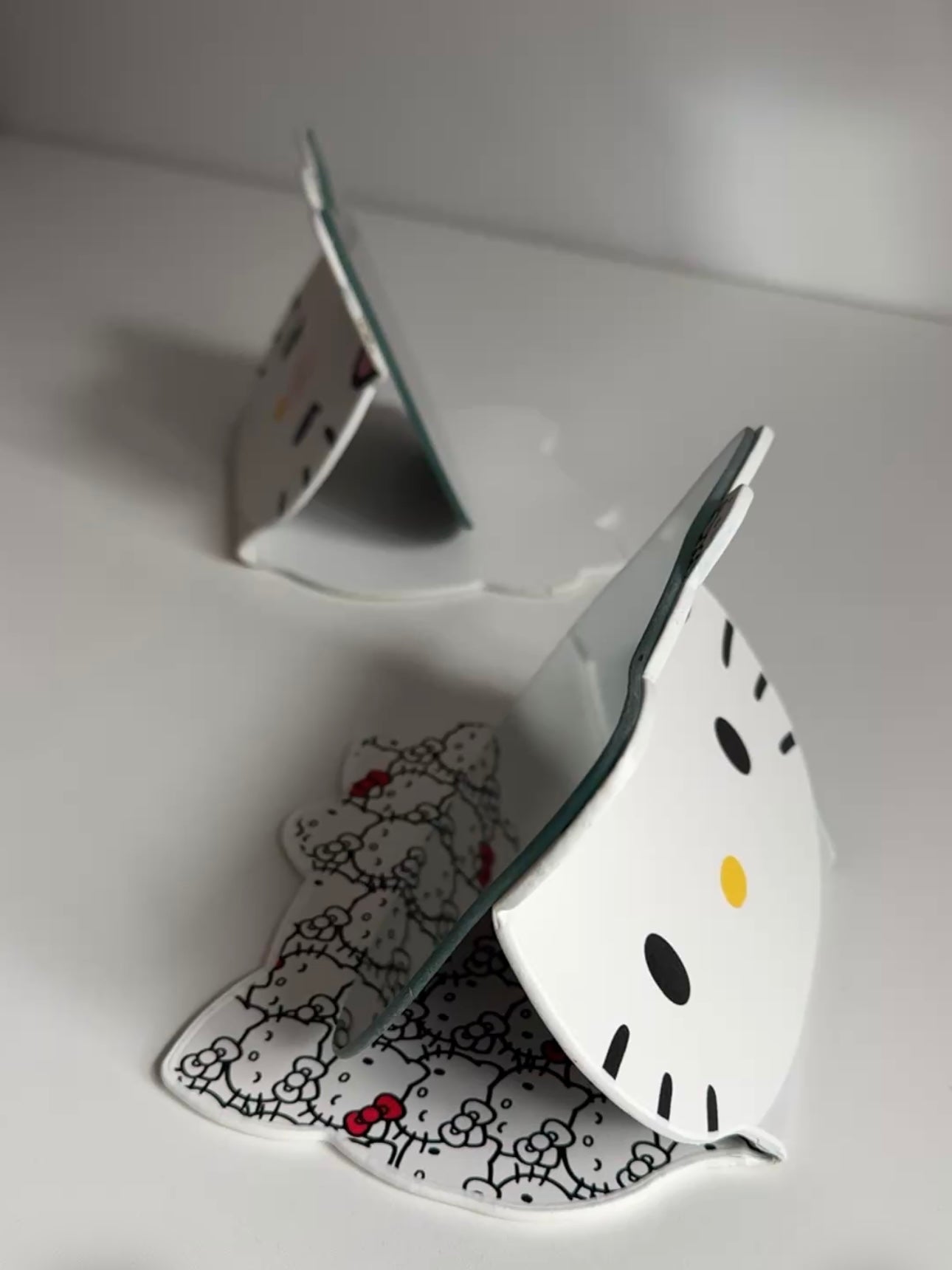 Hellokitty Folding Portable Makeup Mirror 2PCS