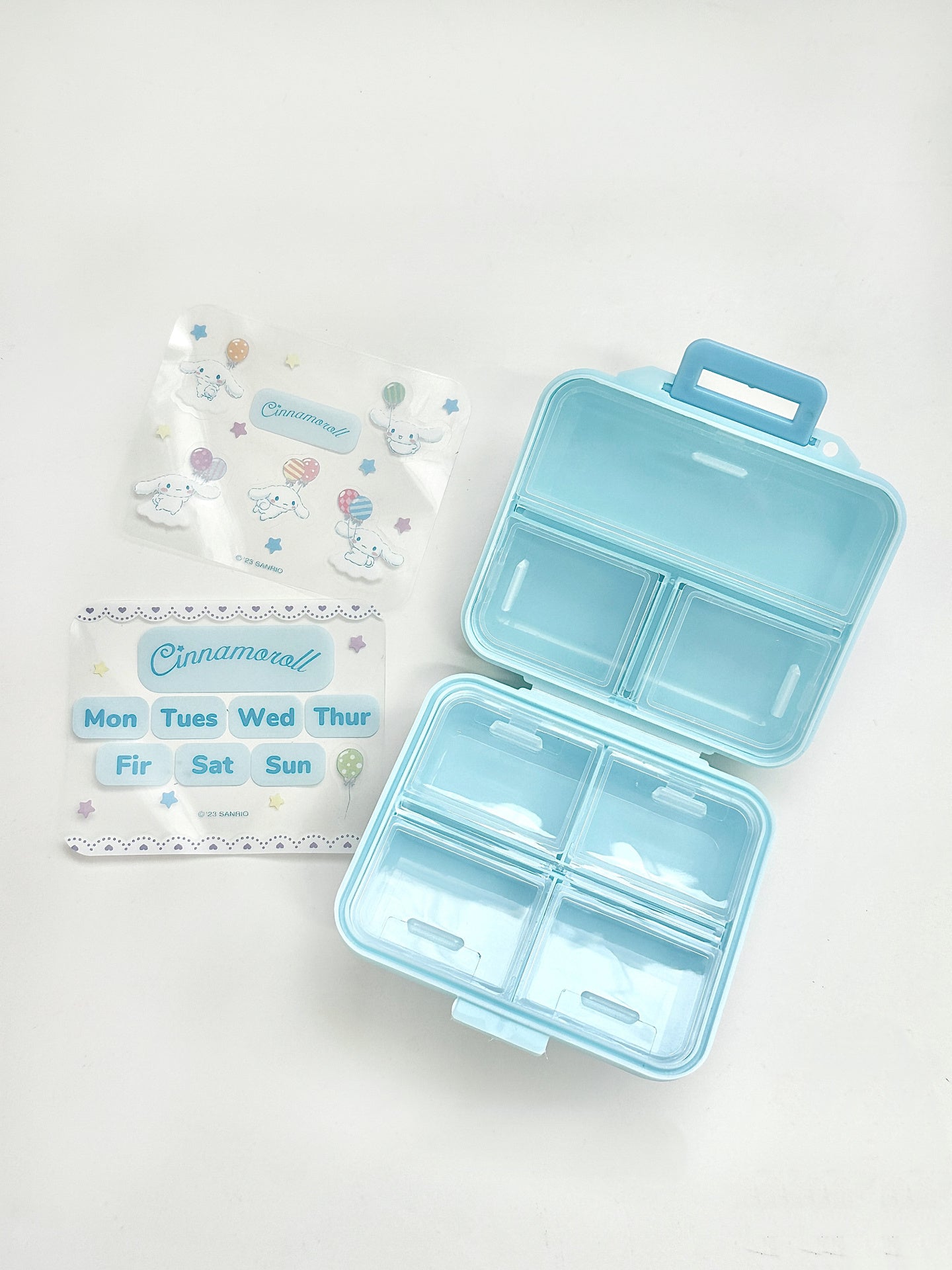 Sanrio Cute Pill Organizer-Pill Boxes for Travel Pill case Vitamins Fish Oil Supplements Medication Organizer Dispenser for Fish Oils Vitamin Holder Supplement