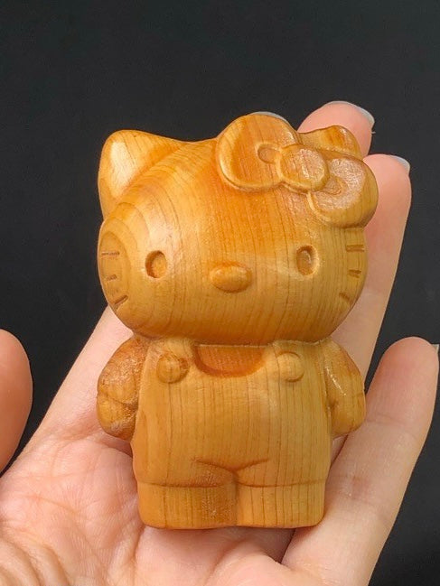 Hellokitty Wood Car Essential Oil Diffuser Car Air Freshener Aromatherapy Automotive Interior Accessories Decoration for Women