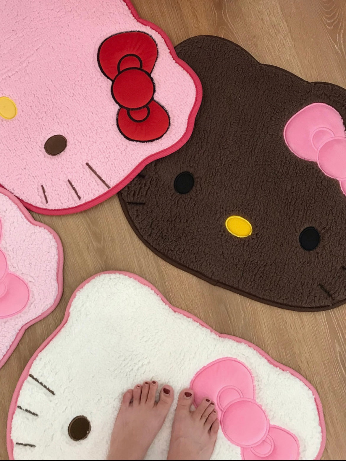 KT Shaped Bathroom Rugs, Machine Washable Bathroom Mats, Ultra Soft & Absorbent Bath Rugs, 18.9x22.8 Inch Shower Bathtub Bedroom Living Room Gift