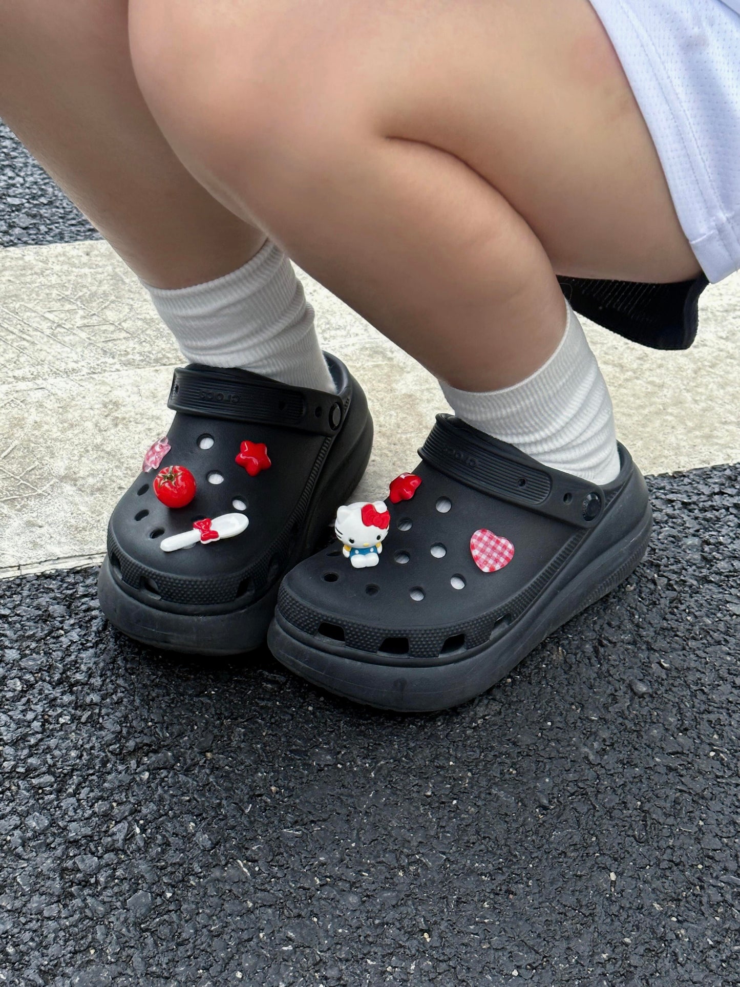 Hellokitty Charms Cute Pack Pins Shoe Decoration Croc Accessories for Croc Bags Clogs Slides