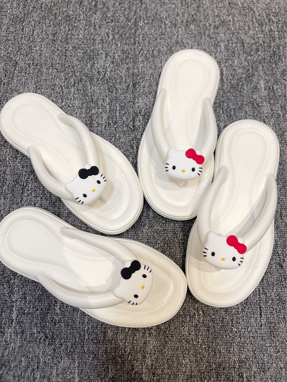 Hello Kitty Women Fashion Flip Flop Sandal
