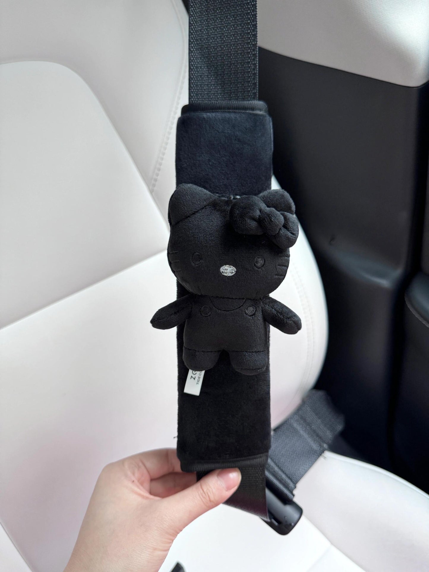 Hellokitty Car Seat Belt Cover Pad, Seatbelt Shoulder Strap Pads Covers for Shoulder Protector Car Accessories for Kids Adults (1 PCS)
