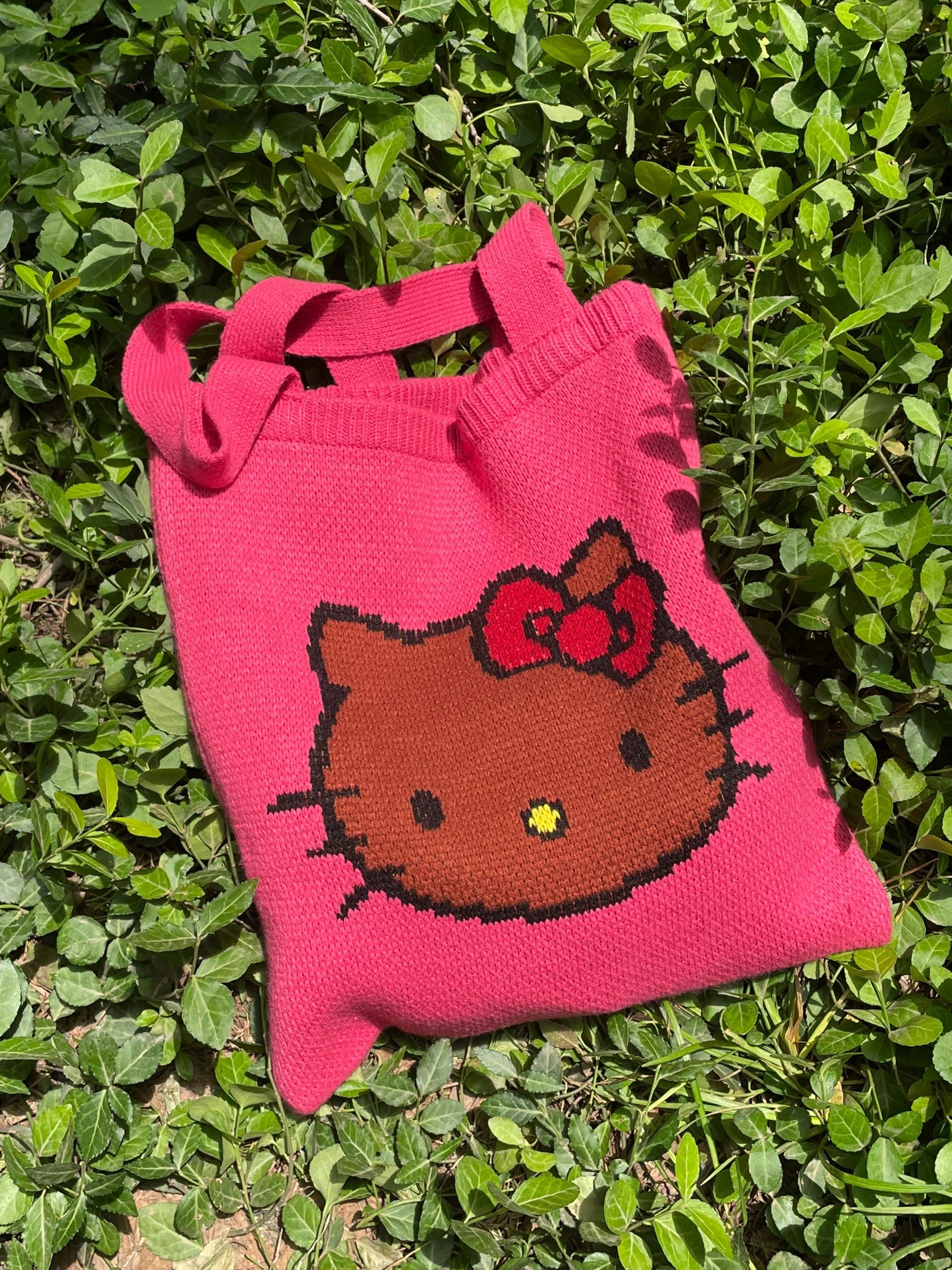 jisoo hello kitty crochet bag  Women Retro Summer Hobo Bag