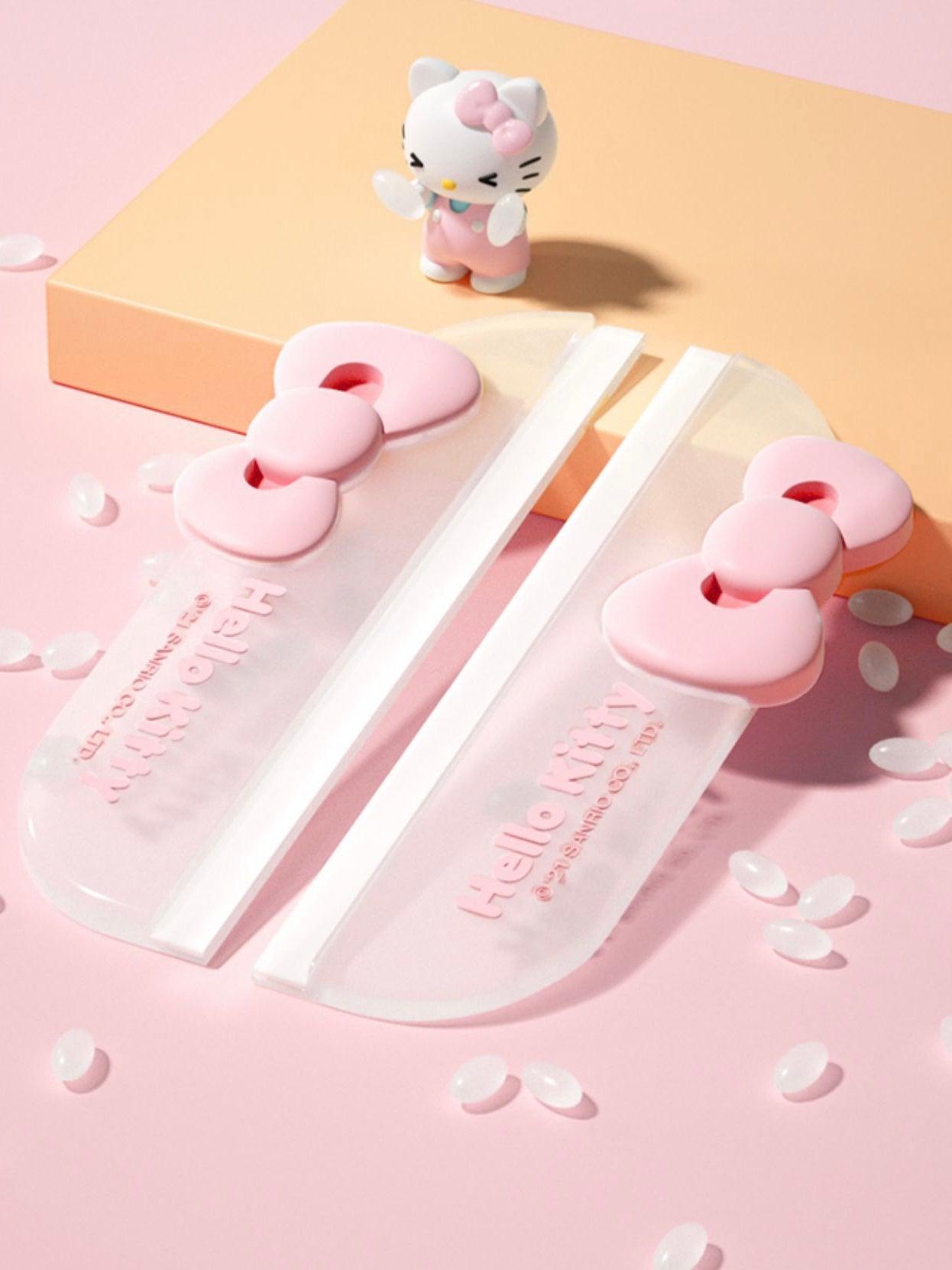 Hellokitty Mirror Rain Visor Smoke Guard