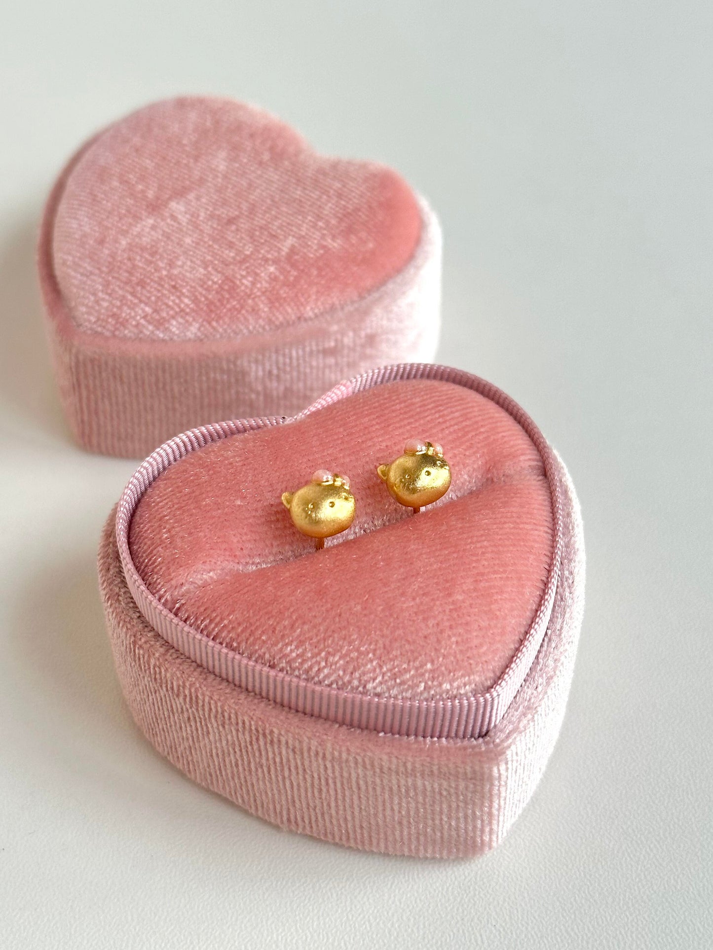 Hello Kitty Pink Bow Gold Color Earrings 2pcs