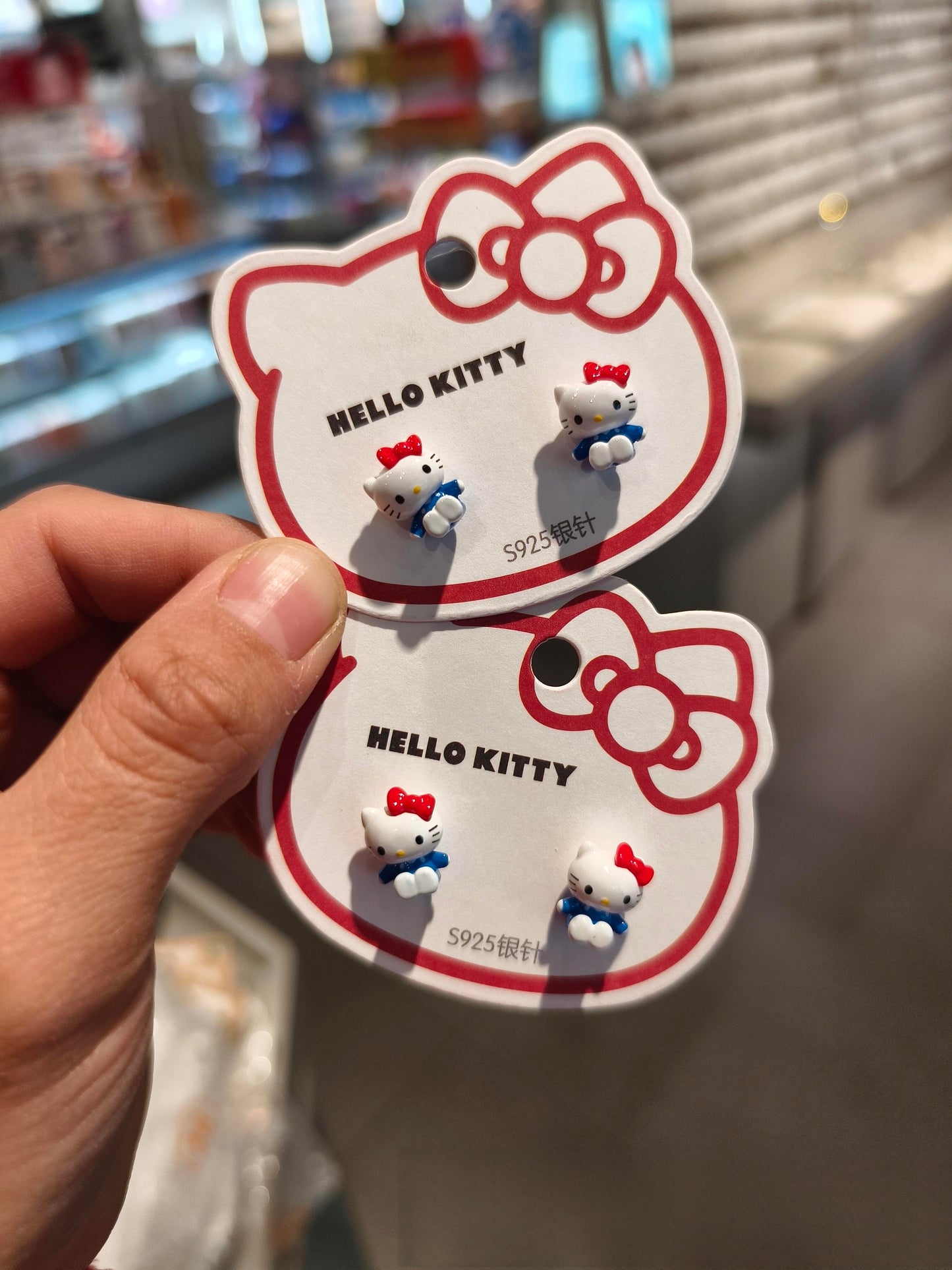 Hello Kitty Charm Stud Pendant Earrings（2pcs）