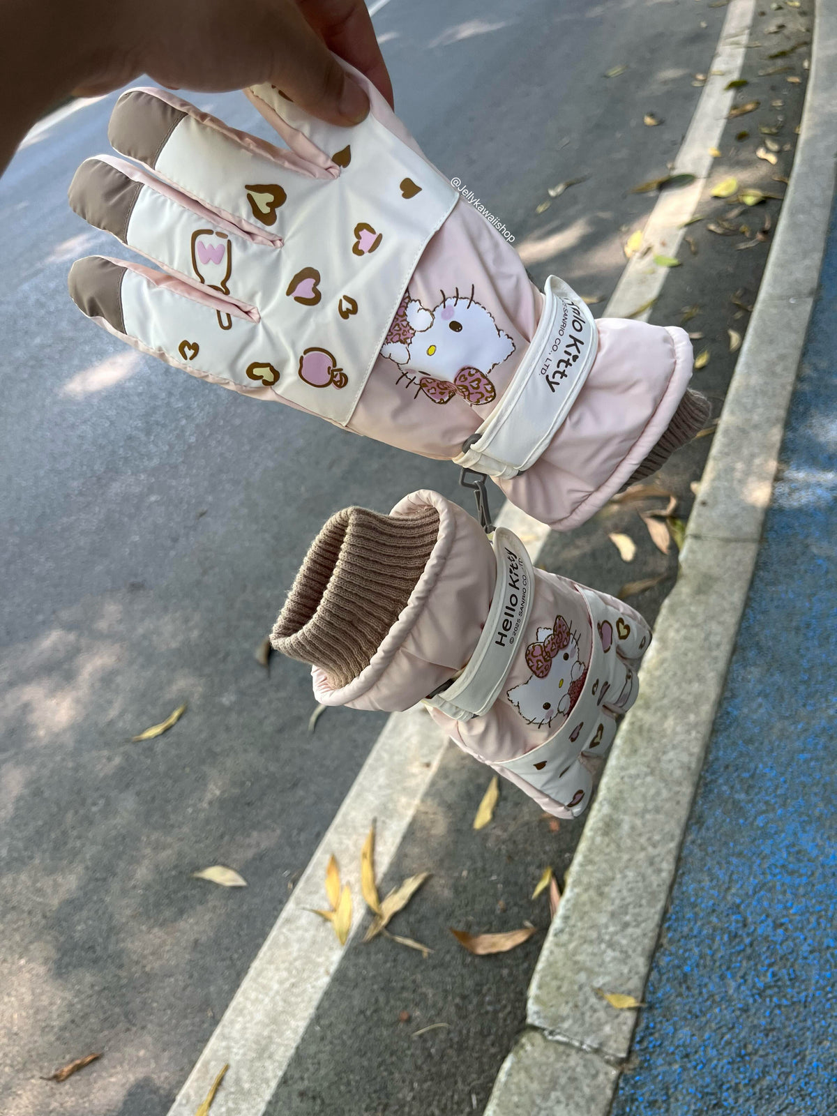 Hello Kitty Winter Snow Gloves Waterproof Ski Gloves