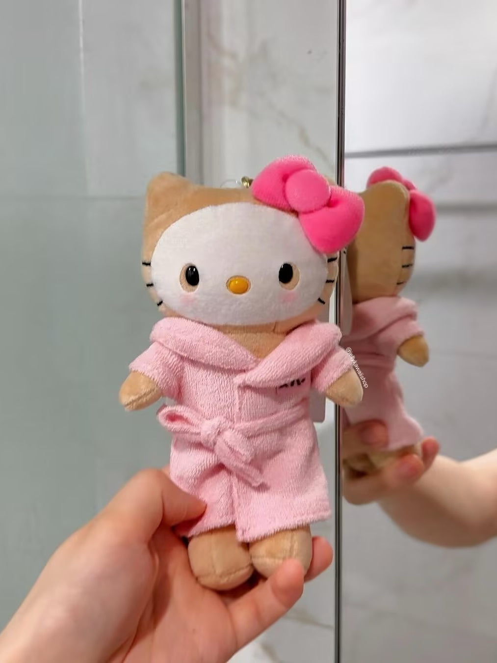 Hello Kitty Pink Bathrobe Face Mask Plushies Keychain