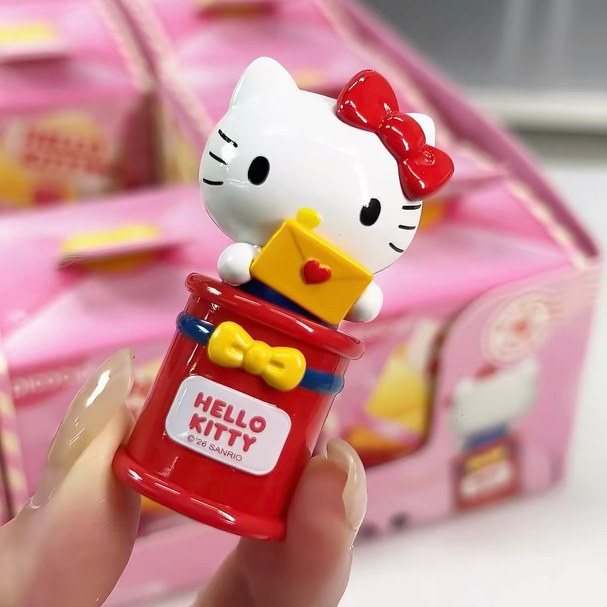 Hello kitty Sweetheart Post Series Phone Hipper Charms