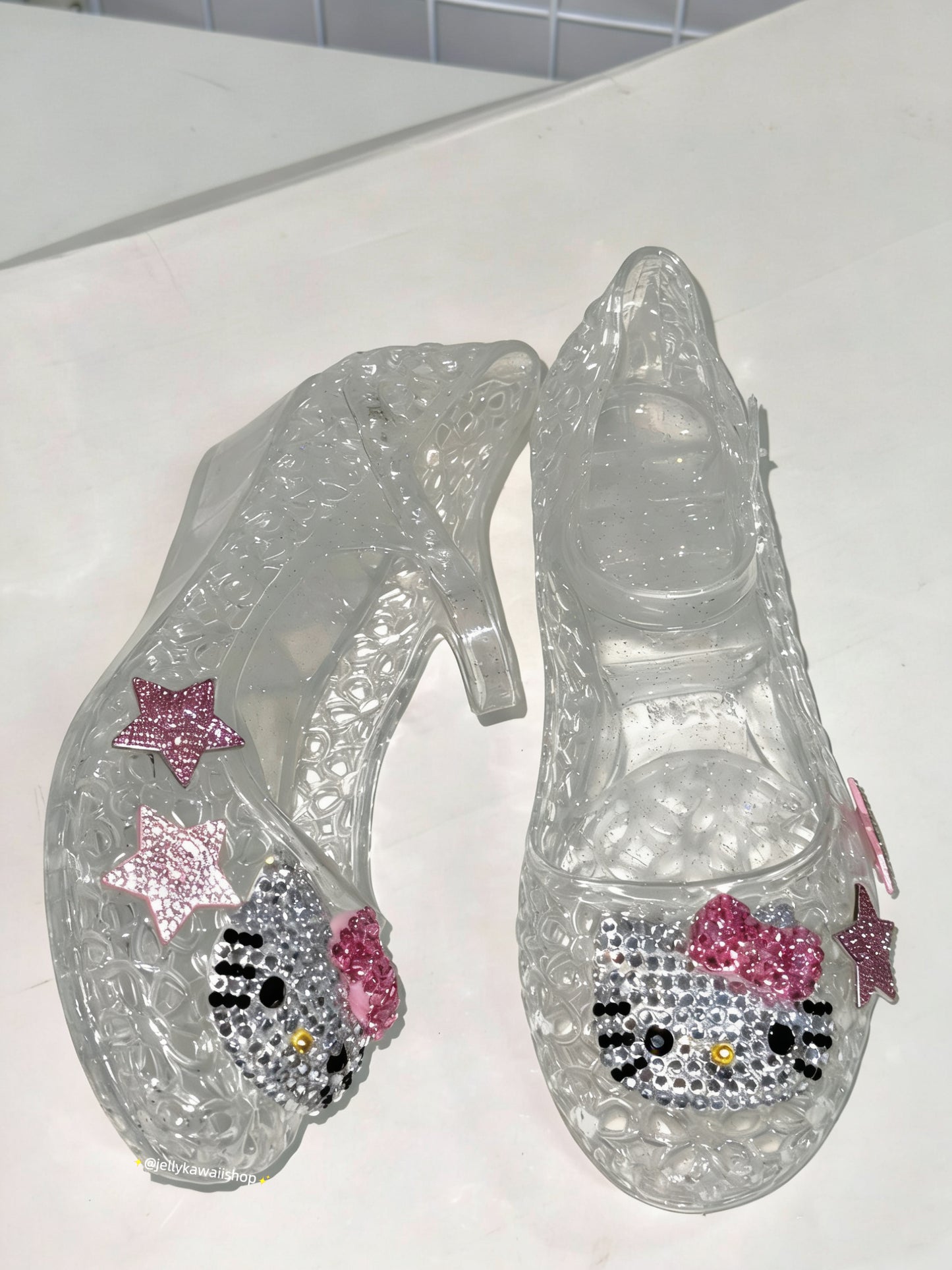 Hellokitty Handmade Rhinestone Flat Jelly Shoes Hollow Out Crystal Jelly Heel Summer Beach Sandals