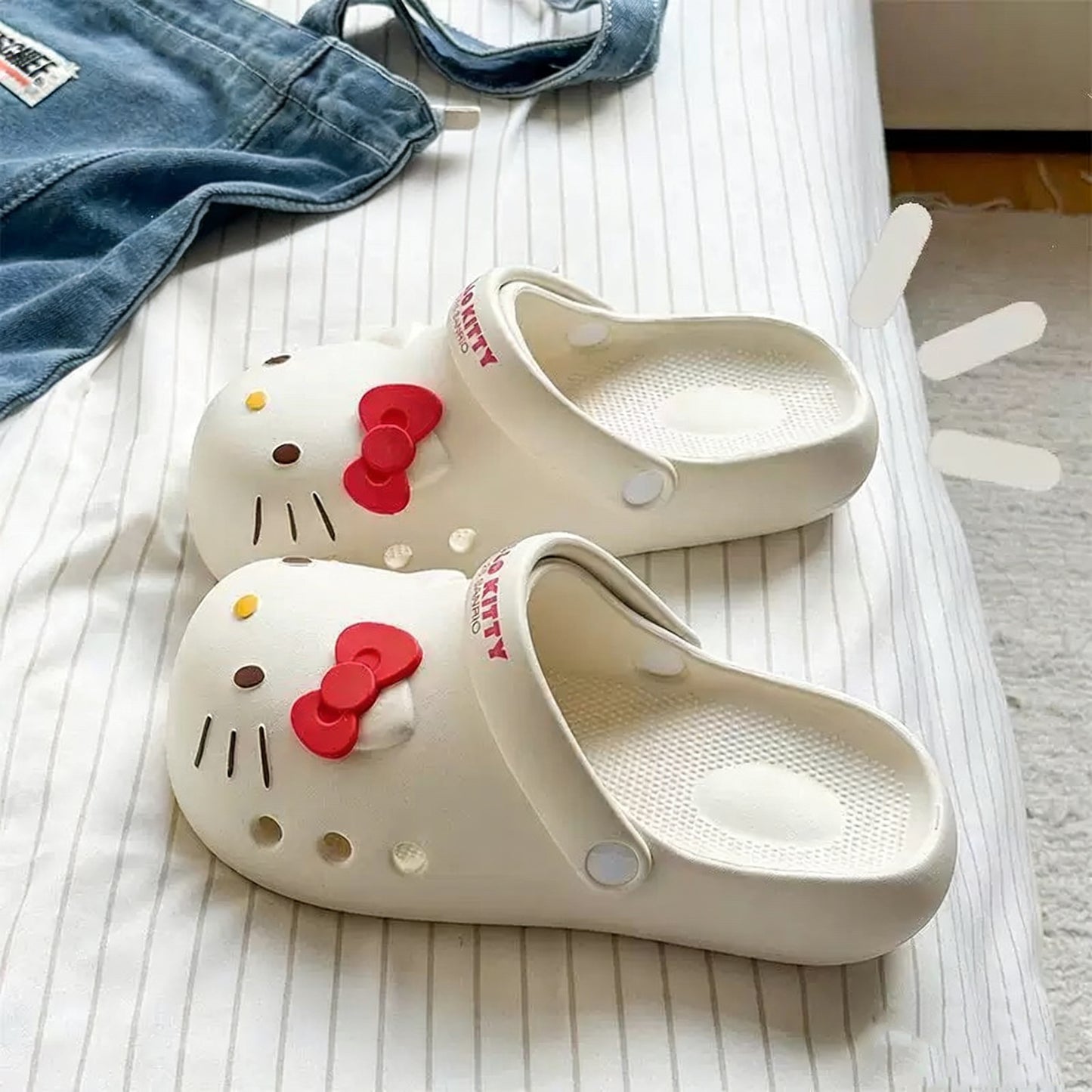 Hello Kitty Clogs Slip on Water Shoes Casual Summer Sandals