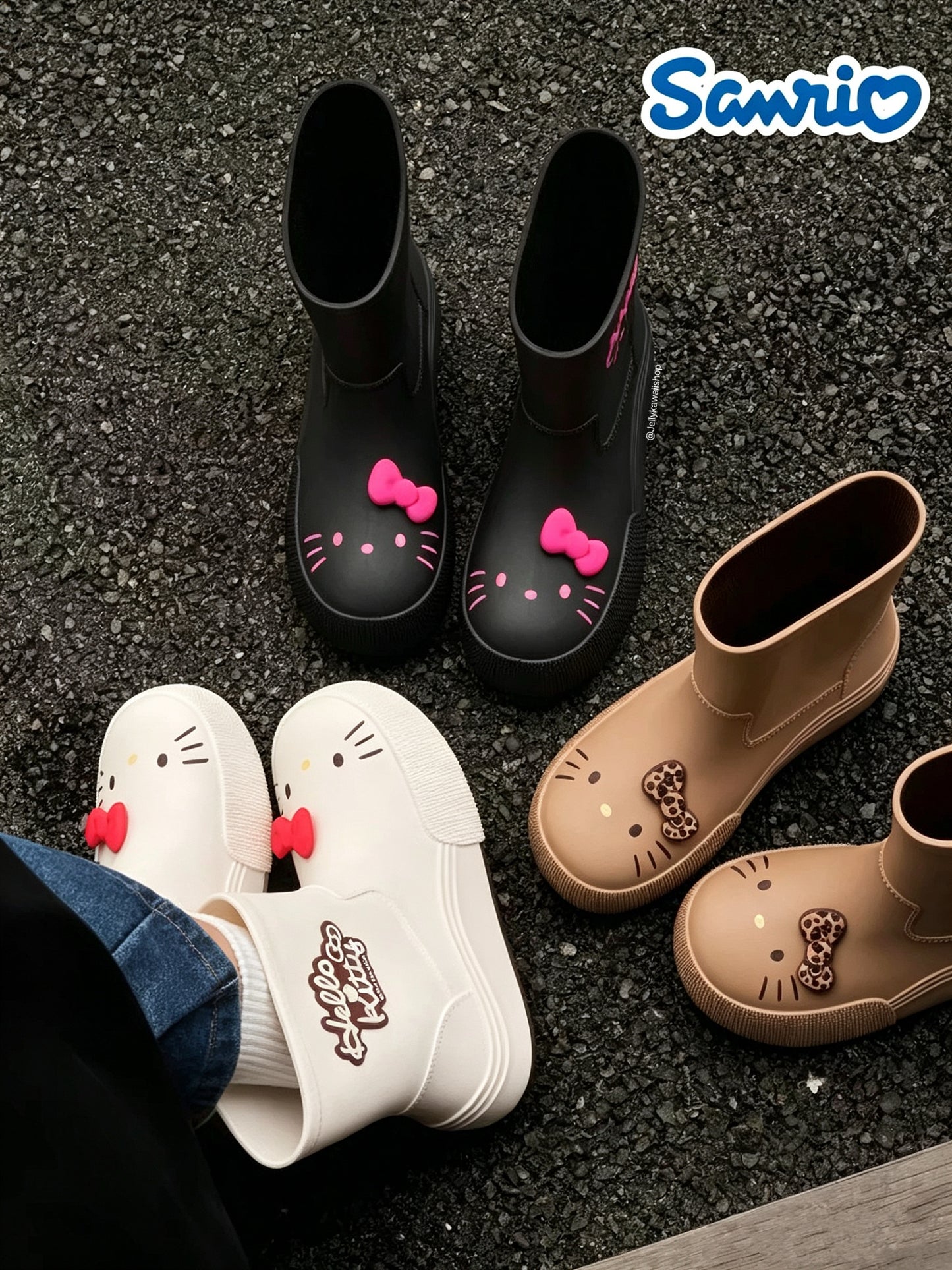 Hello Kitty Women's Short Rain Boot Outdoor Boots