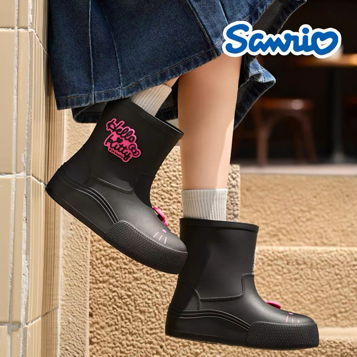 Hello Kitty Women's Short Rain Boot Outdoor Boots