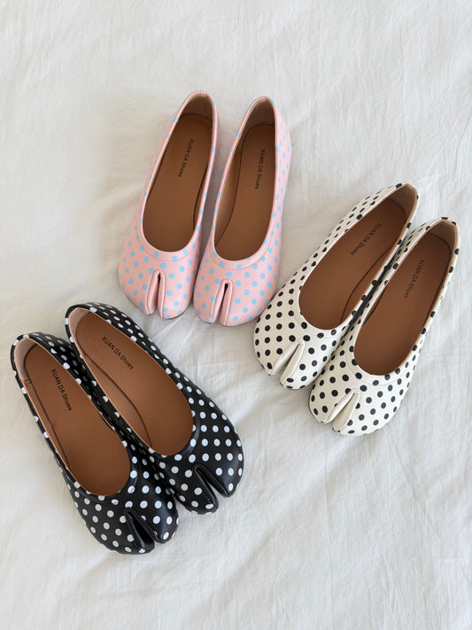 Girly Polk Dot Tabi Shoes Mary Janes Ballet Flat Low Top Split Toe Cute Casual Lightweight Shoes