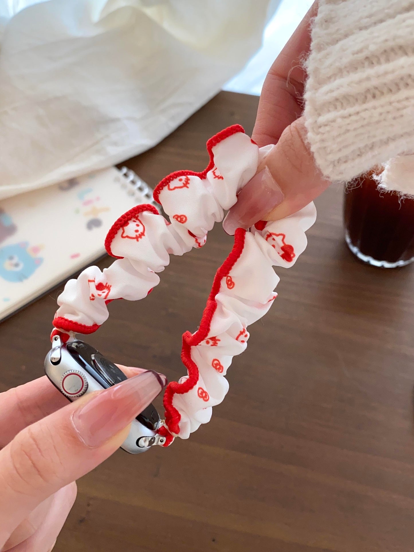 Hellokitty White Red Trim Elastic Band Apple Watch Band Strap Bands Wristband for iWatch Series