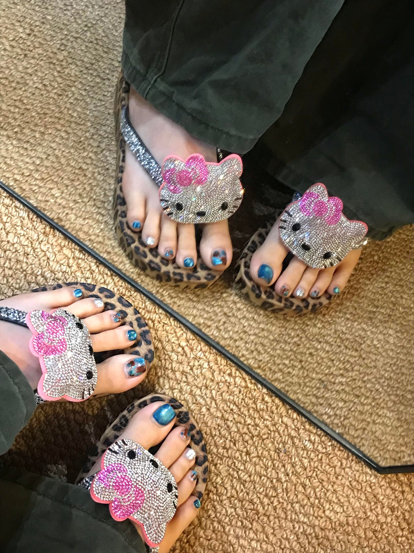 Hellokitty Handmade Rhinestone Leopard Print Women's Sandals Cute Slippers Non-Slip Flip Flops Low-Heeled Slippers（Customized Shoebox Packaging）