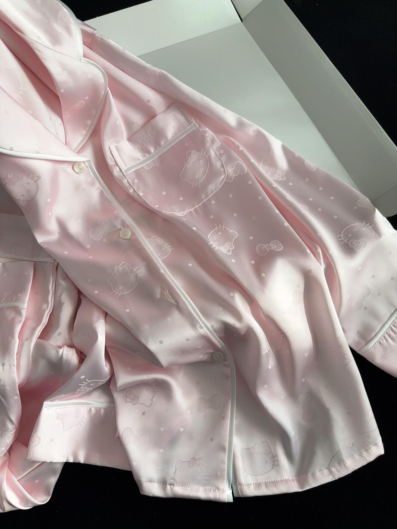 Hellokitty Pink Slik Pajamas Set Long Sleeve Sleepwear Button Down Nightwear Soft Pj Lounge Sets