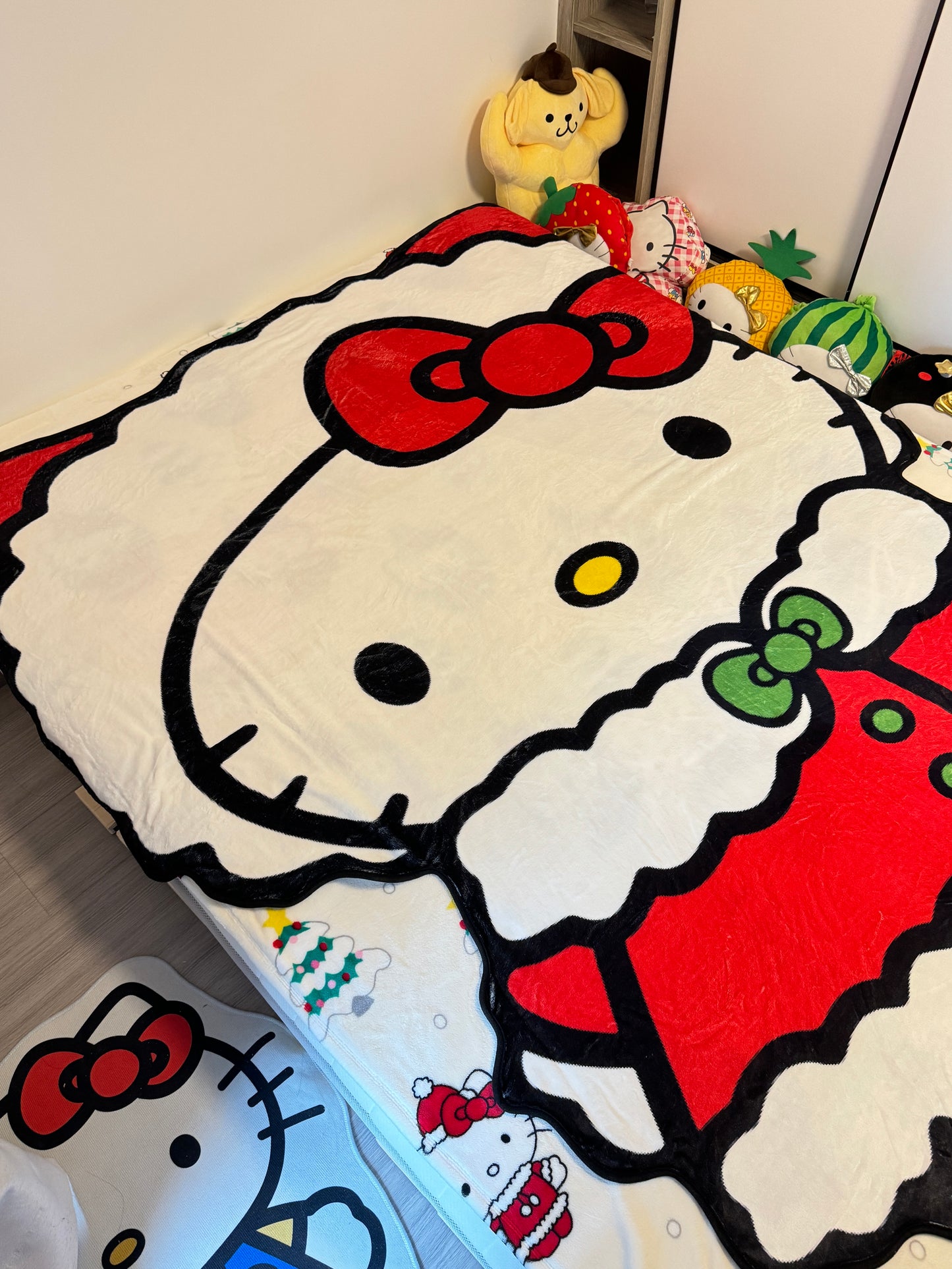 Hellokitty Shape Christmas Blanket Flannel Throw Blanket Cute Blanket Lightweight Soft Cozy for Bed Kids Adult Womens Gifts for Christmas |Thicker Version