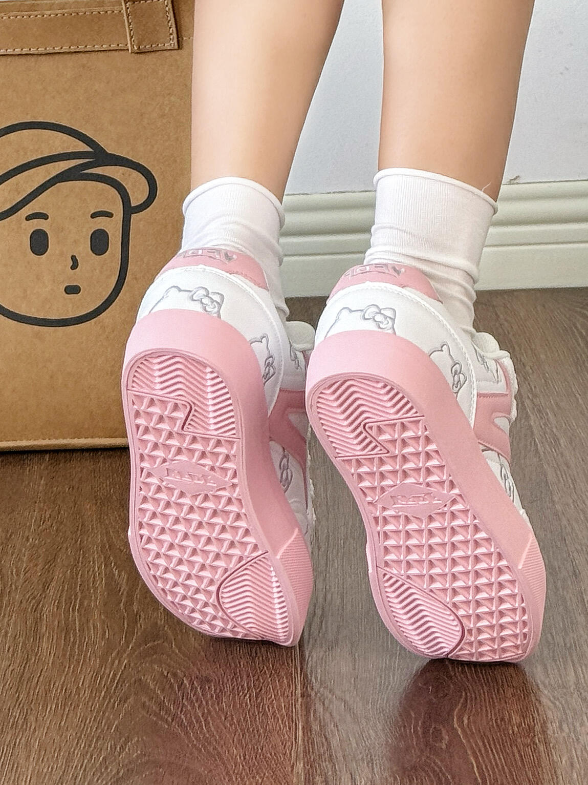 Hellokitty Embroidery Cute Casual Fashion Comfortable Classic Sneakers Shoes