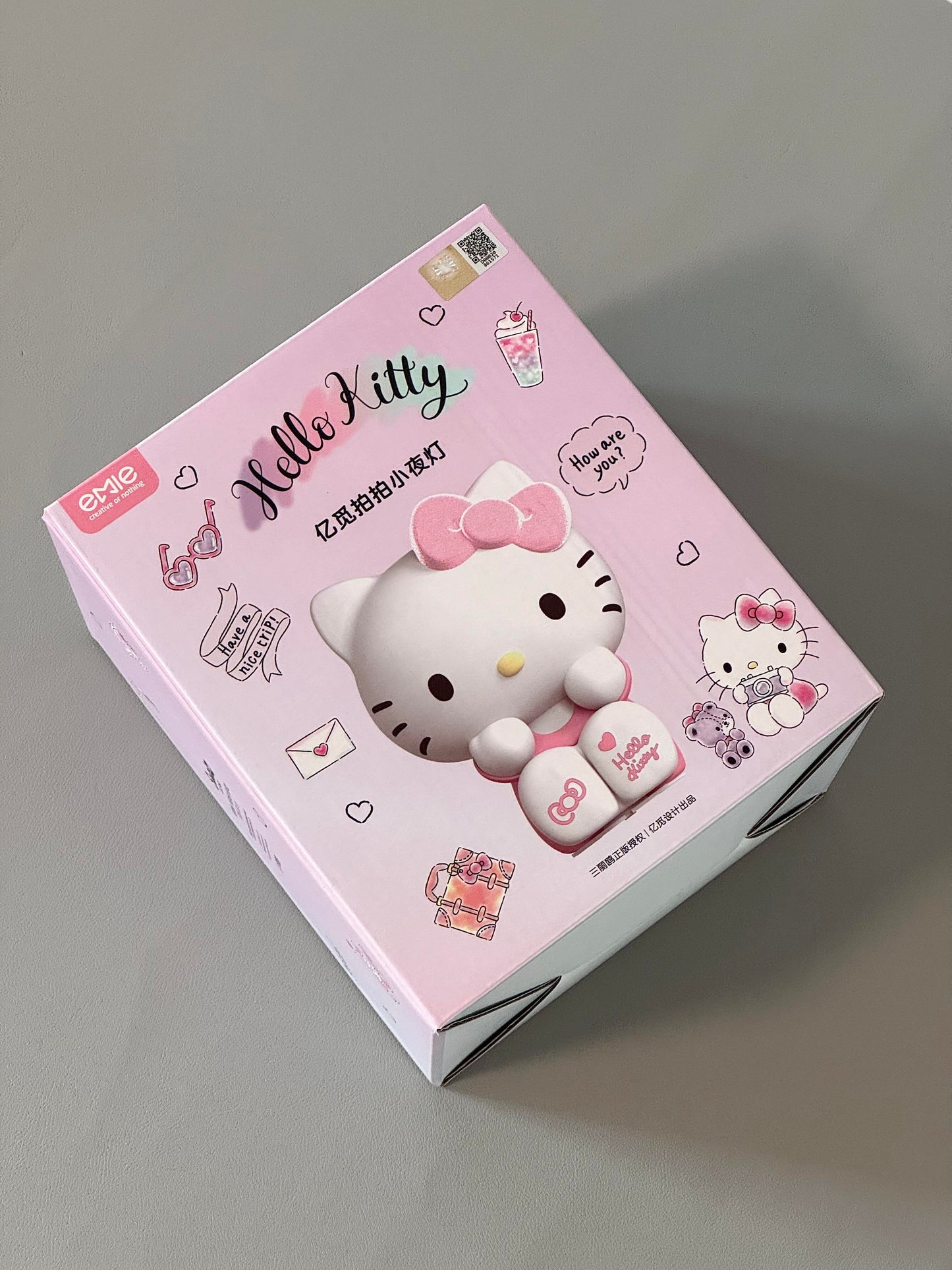 Hellokitty Cute Touch Lamp Remote Controls 3 Colors 3-Level Dimmable Nursery Nightlight Silicone Squishy Lamp Kawaii Room Decor Cute Gifts