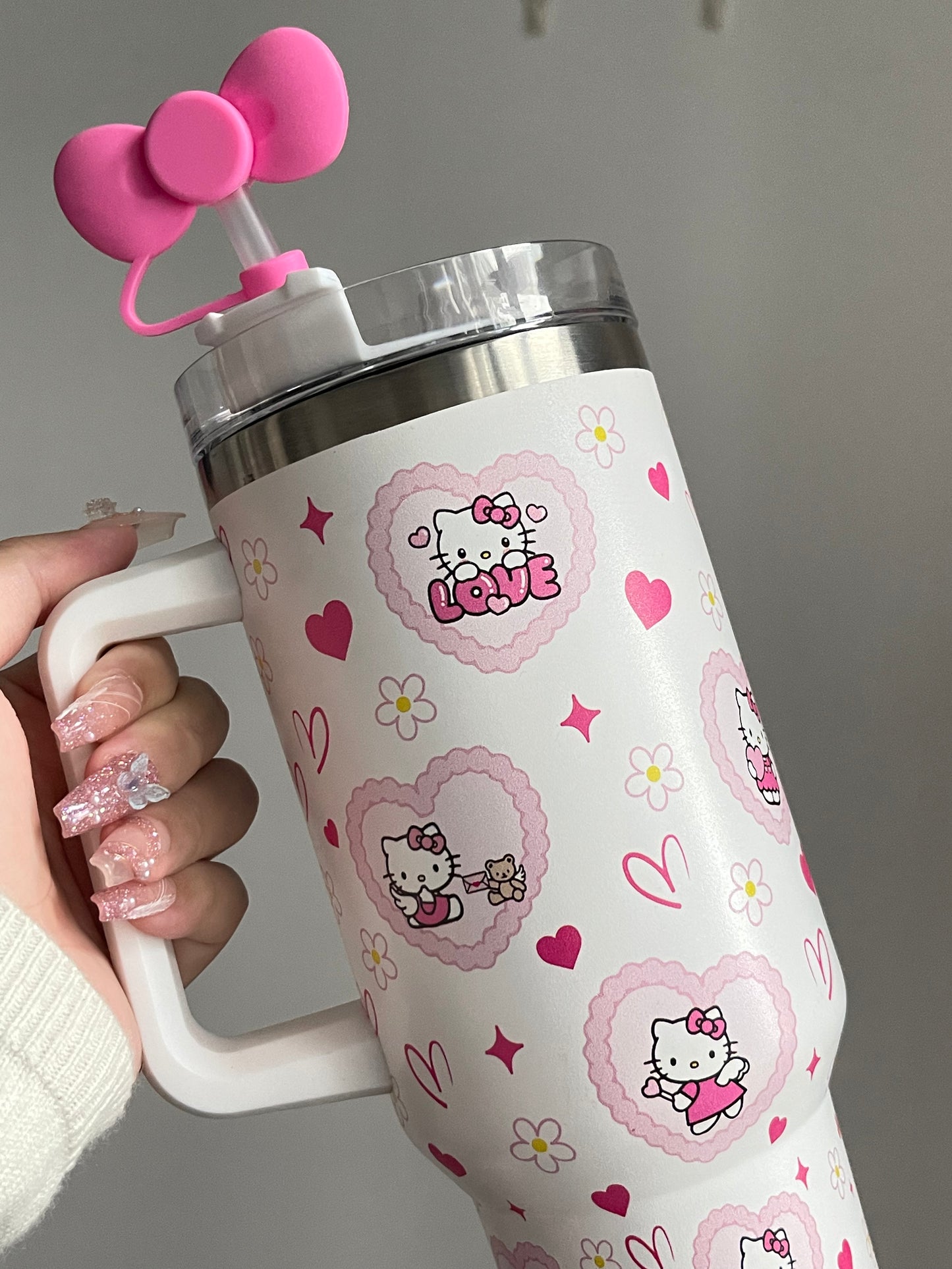 SipSweetie｜Hellokitty Heart In-Car Insulated Cup 1200 ml Tumbler with Handle Stainless Steel Insulated Cup with Lid #0016