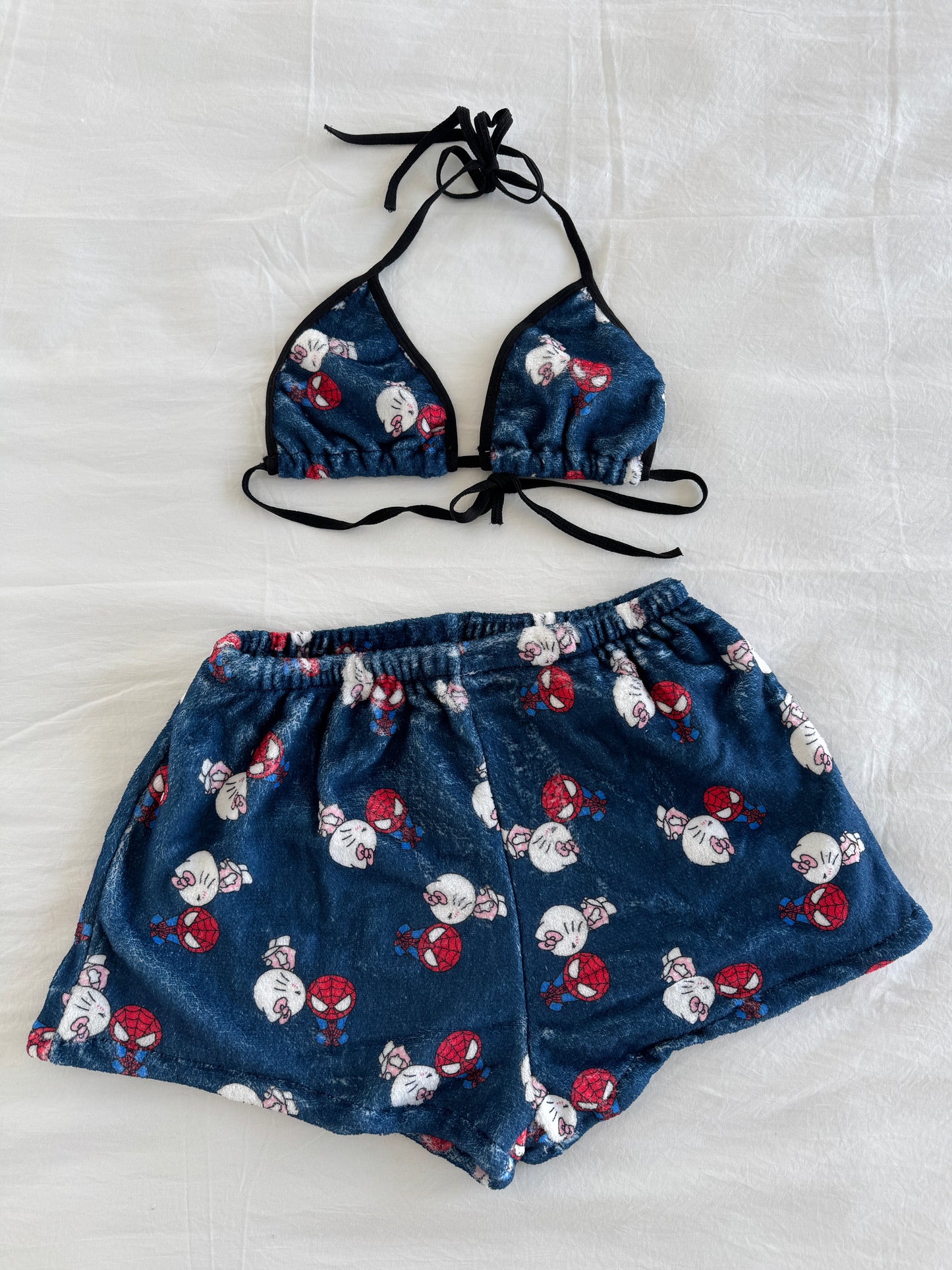 Hellokitty Spider-Man Batman 2 Piece Sleepwear Flannel Bikini Top with Shorts Pj Set