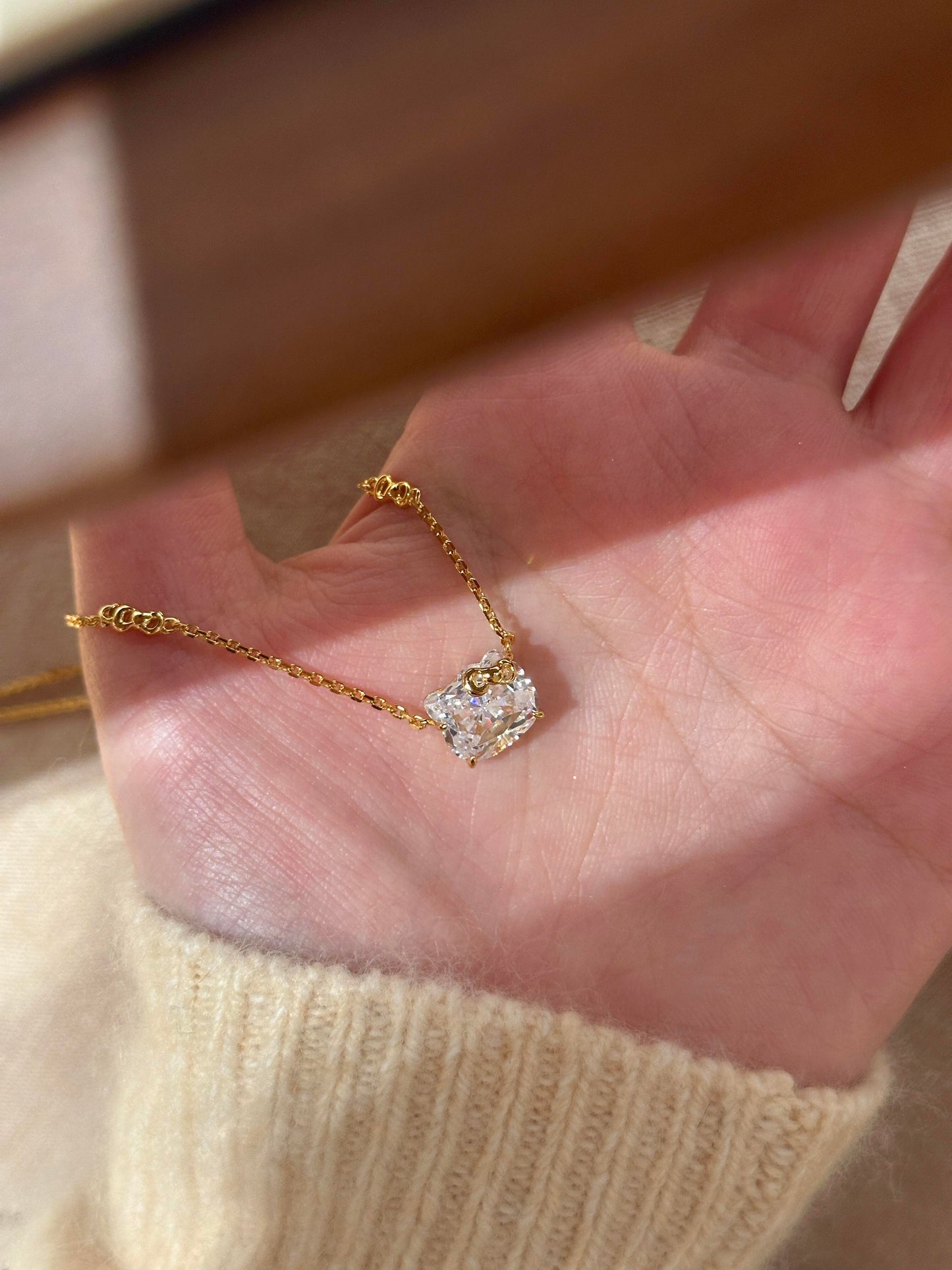 【 Holiday Deals🔥】Hellokitty 925 Silver White Gold Plated Cubic Zirconia Necklace