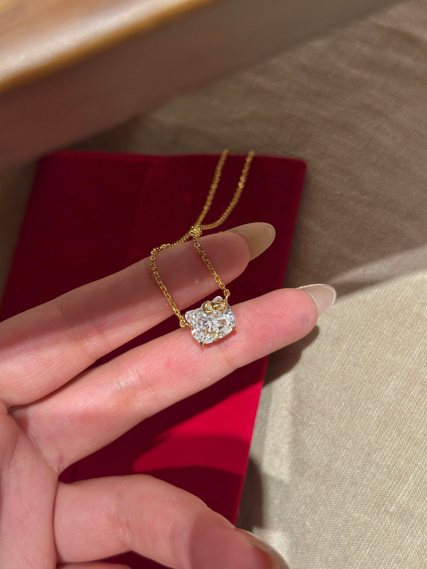 【 Holiday Deals🔥】Hellokitty 925 Silver White Gold Plated Cubic Zirconia Necklace