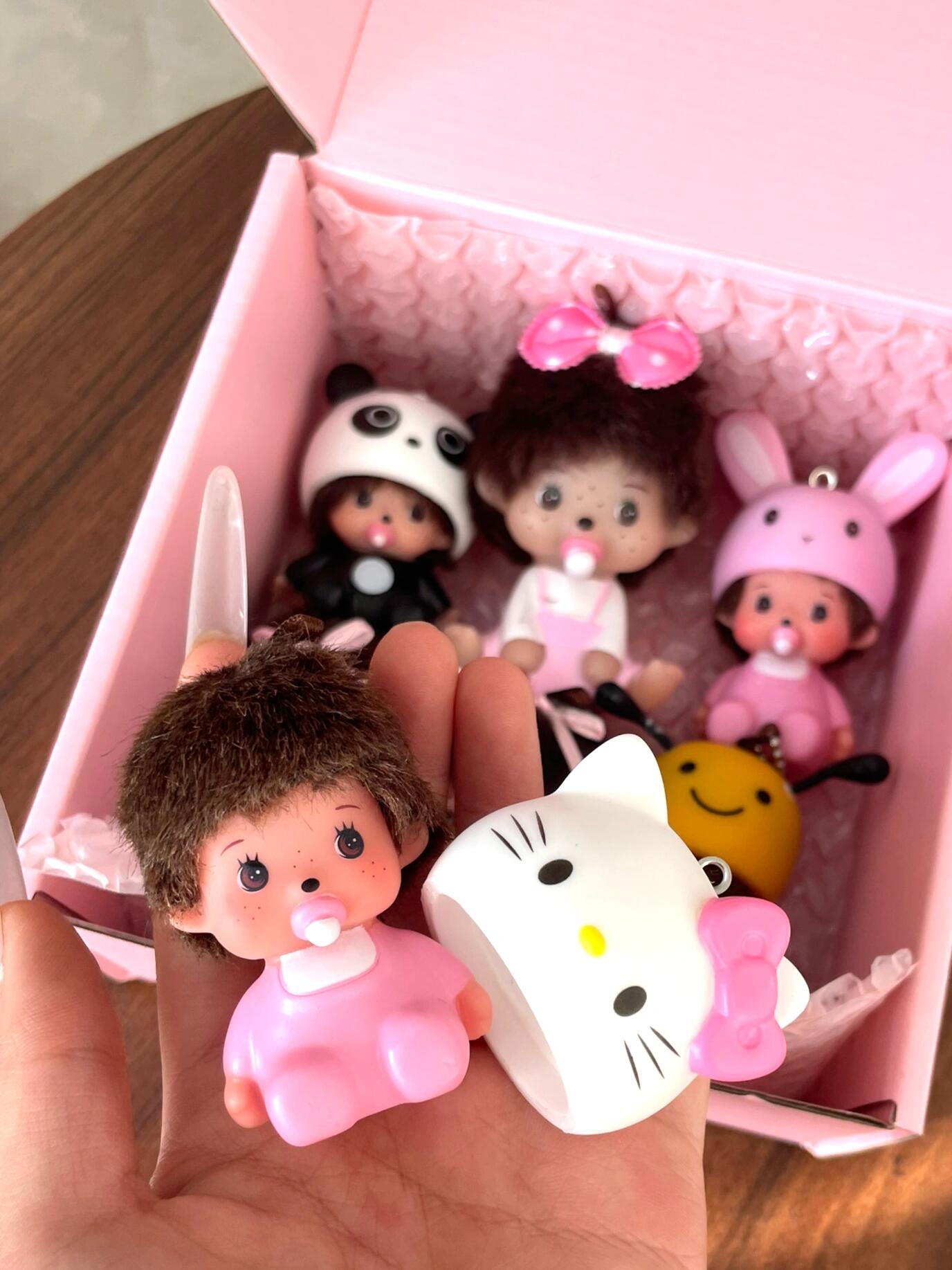 Monchhichi Hellokitty Vinyl Figure Toy Keychain