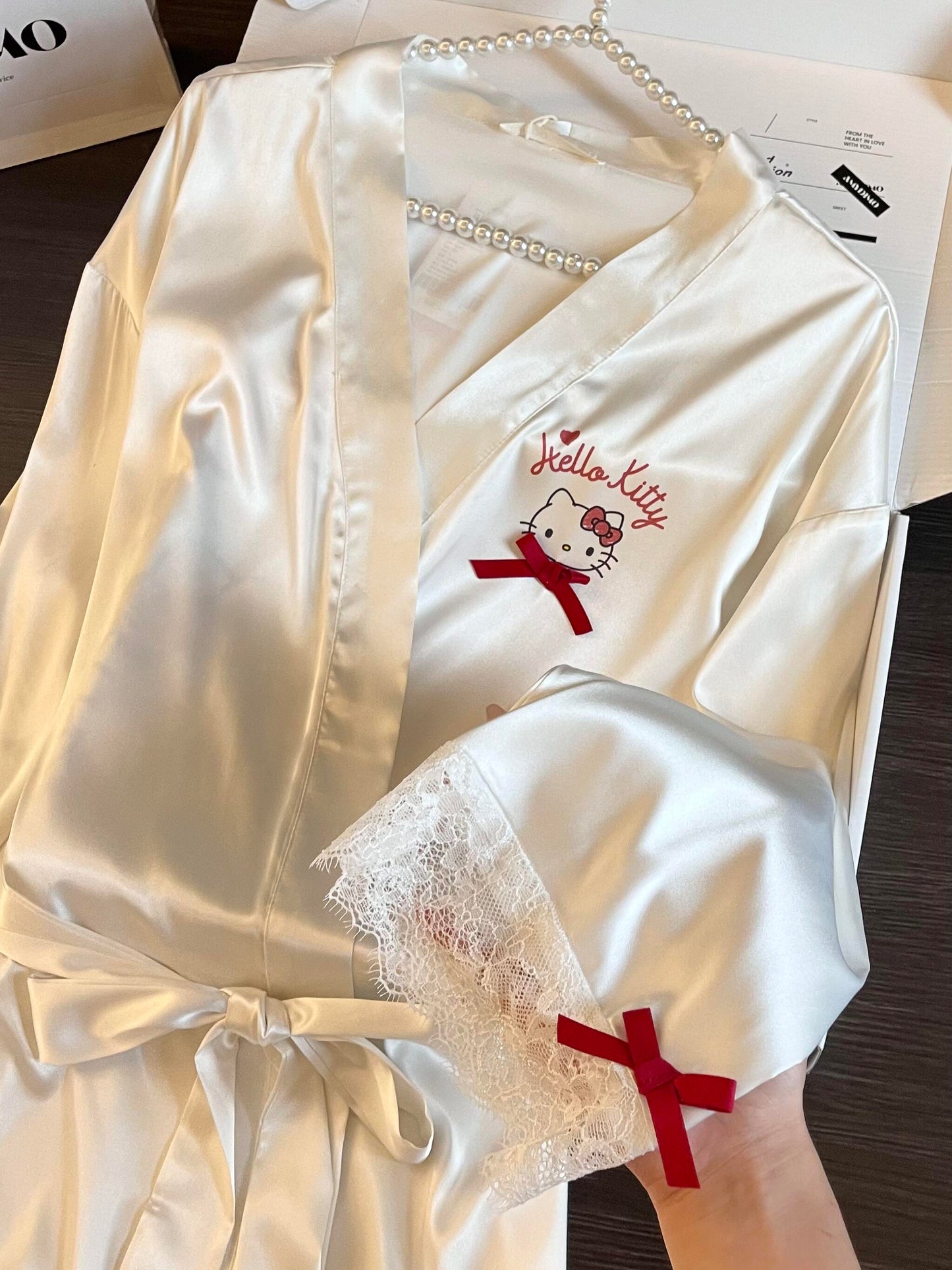 Hellokitty White Satin Robes with Nightgown Pajamas Sleepwear Camisole Gown Set