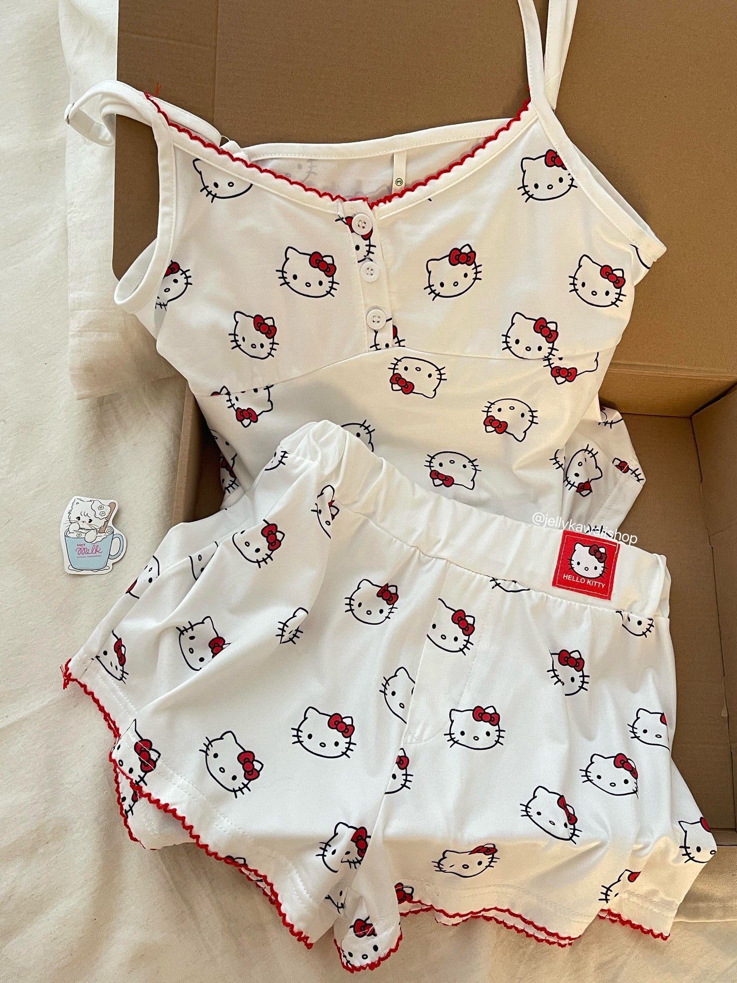 Hellokitty White Women'S 2 Piece Sleepwear Top with Shorts Pj Set