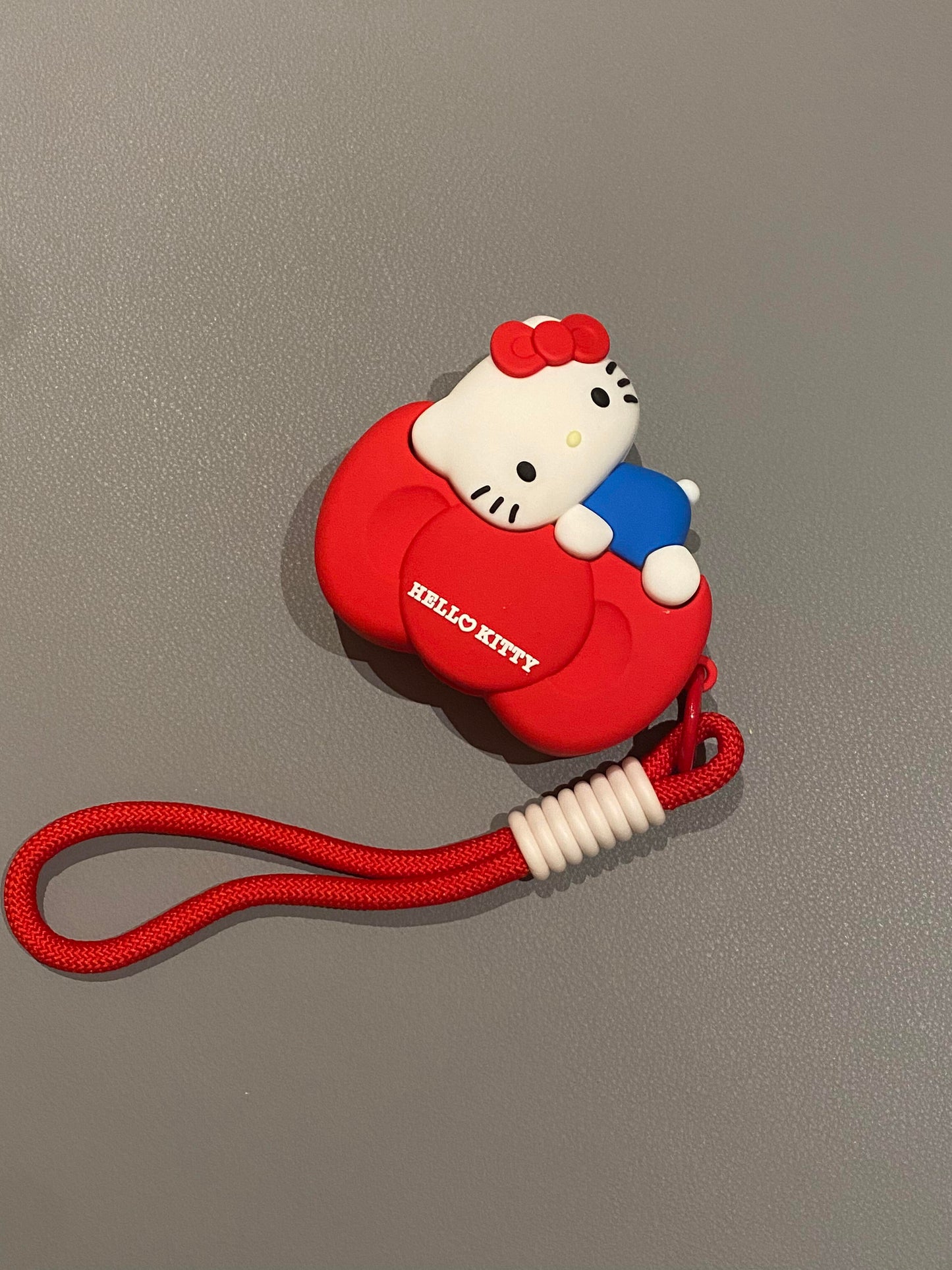 Hellokitty Holding Bow Shape Silicone Headphone Case Airpods with Chain