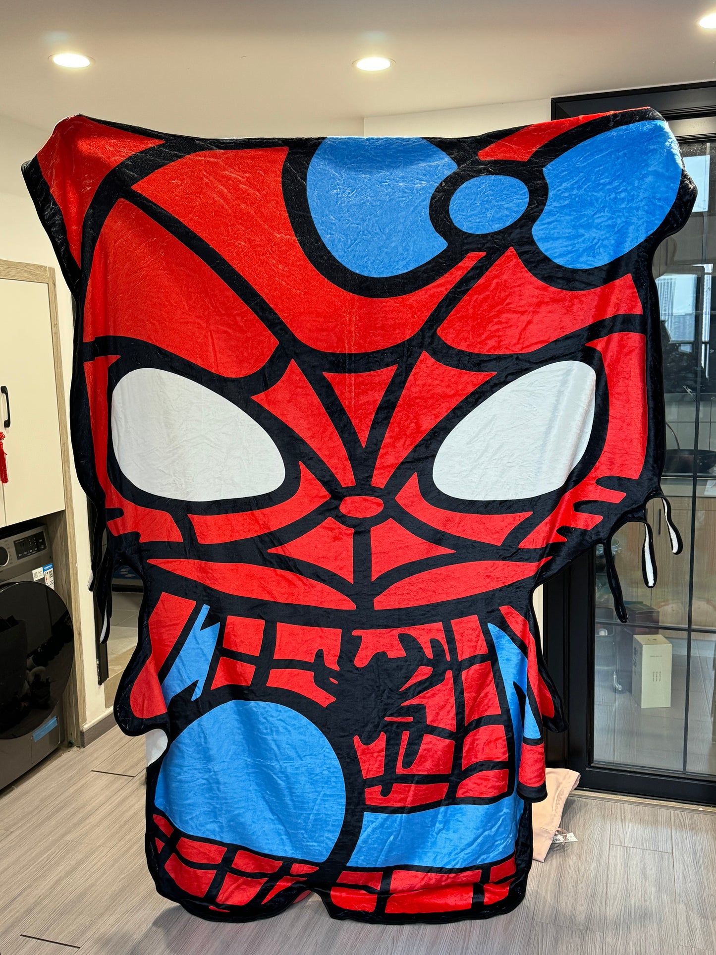 KT x Spiderman Shape Blanket Flannel Throw Blanket Cute Blanket Lightweight Super Soft Cozy for Bed Kids Adult Valentine Gift