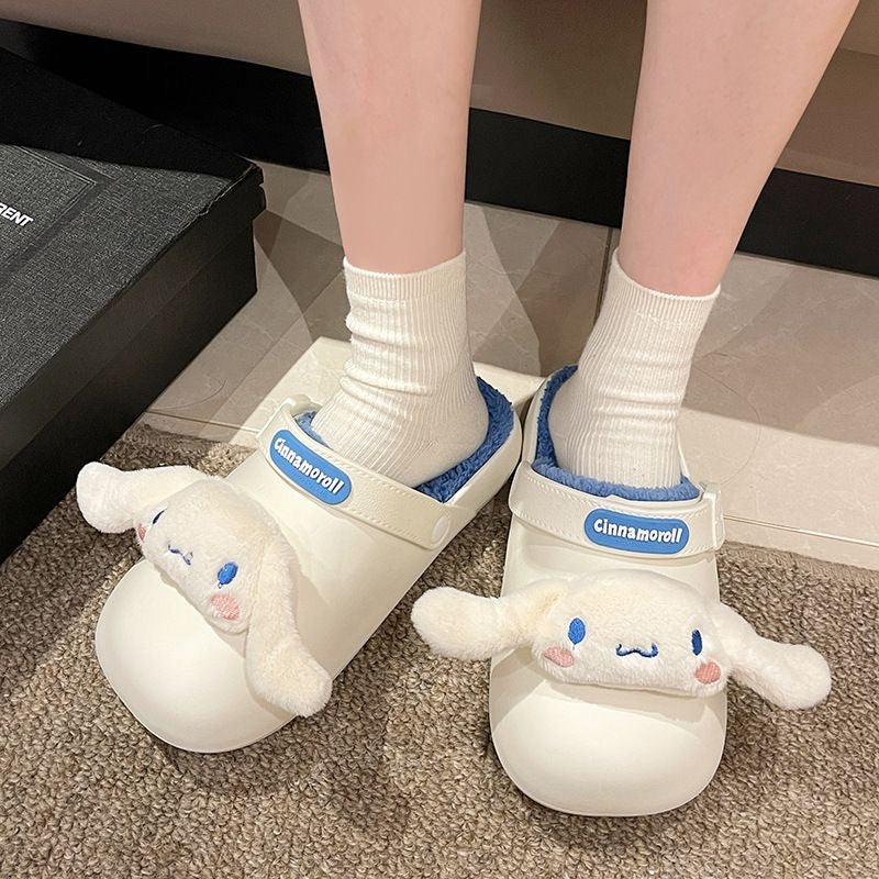 Sanrio Slides Fuzzy for Women Slippers Winter Warm Plush Comfy Non-Slip Waterproof House Cloud Slide Slippers for Indoor Outdoor