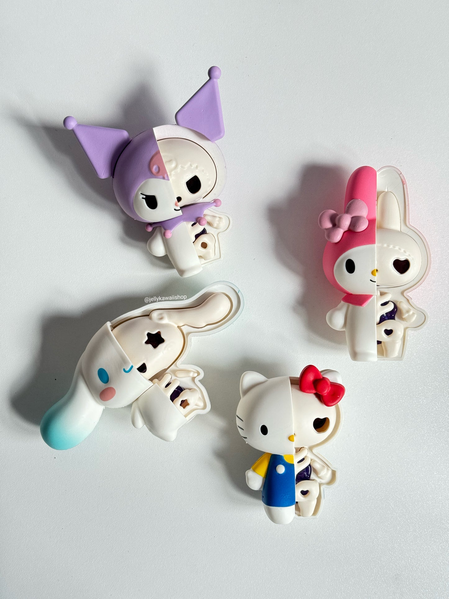 Sanrio Halloween Skeleton Blind Box Ornament（Pack of 4）